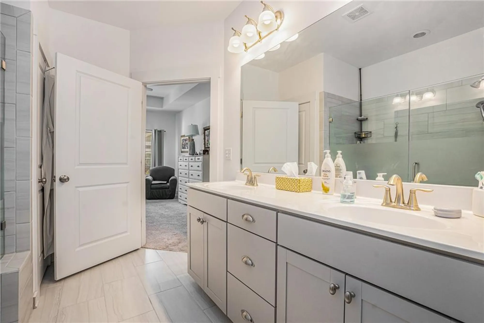 Property Slideshow image 22 of 32 | 2473 rathburn cir, Loganville, GA, 30052