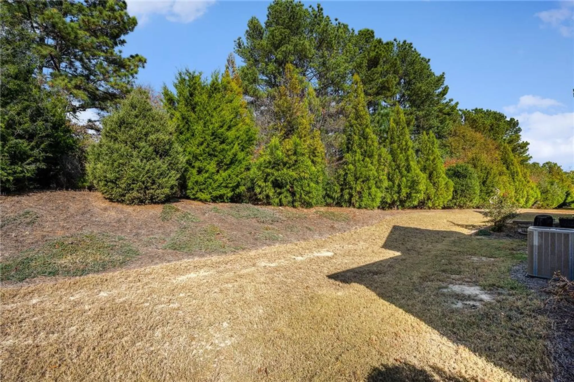 Property Slideshow image 31 of 32 | 2473 rathburn cir, Loganville, GA, 30052