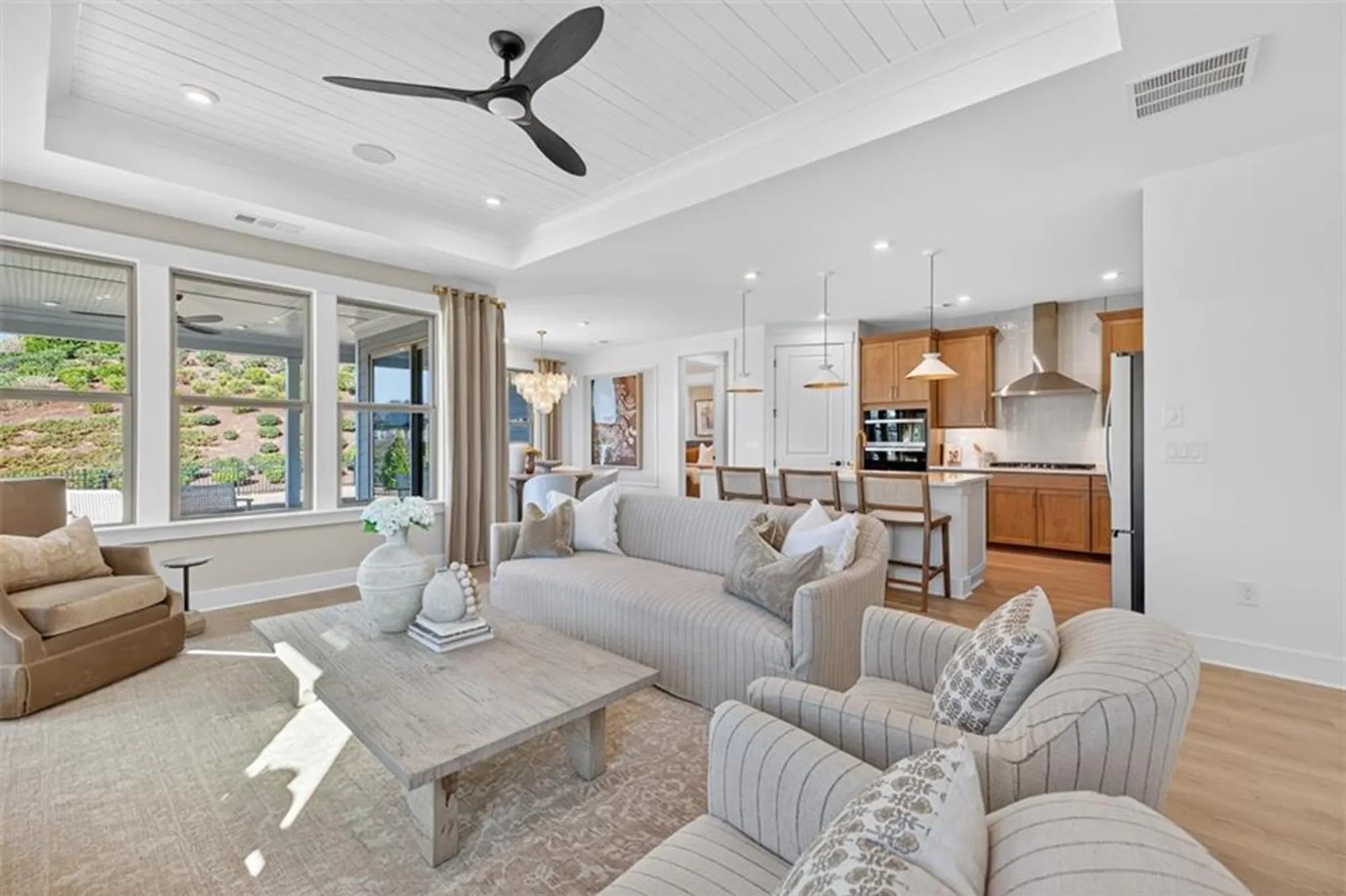 Property Slideshow image 10 of 33 | 5423 olive ln, Hoschton, GA, 30548