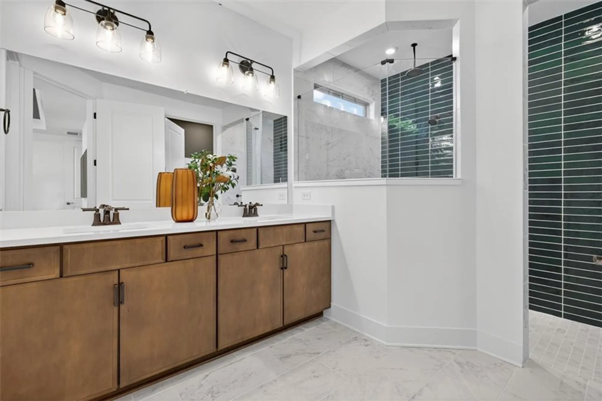 Property Slideshow image 15 of 29 | 5440 olive ln, Hoschton, GA, 30548