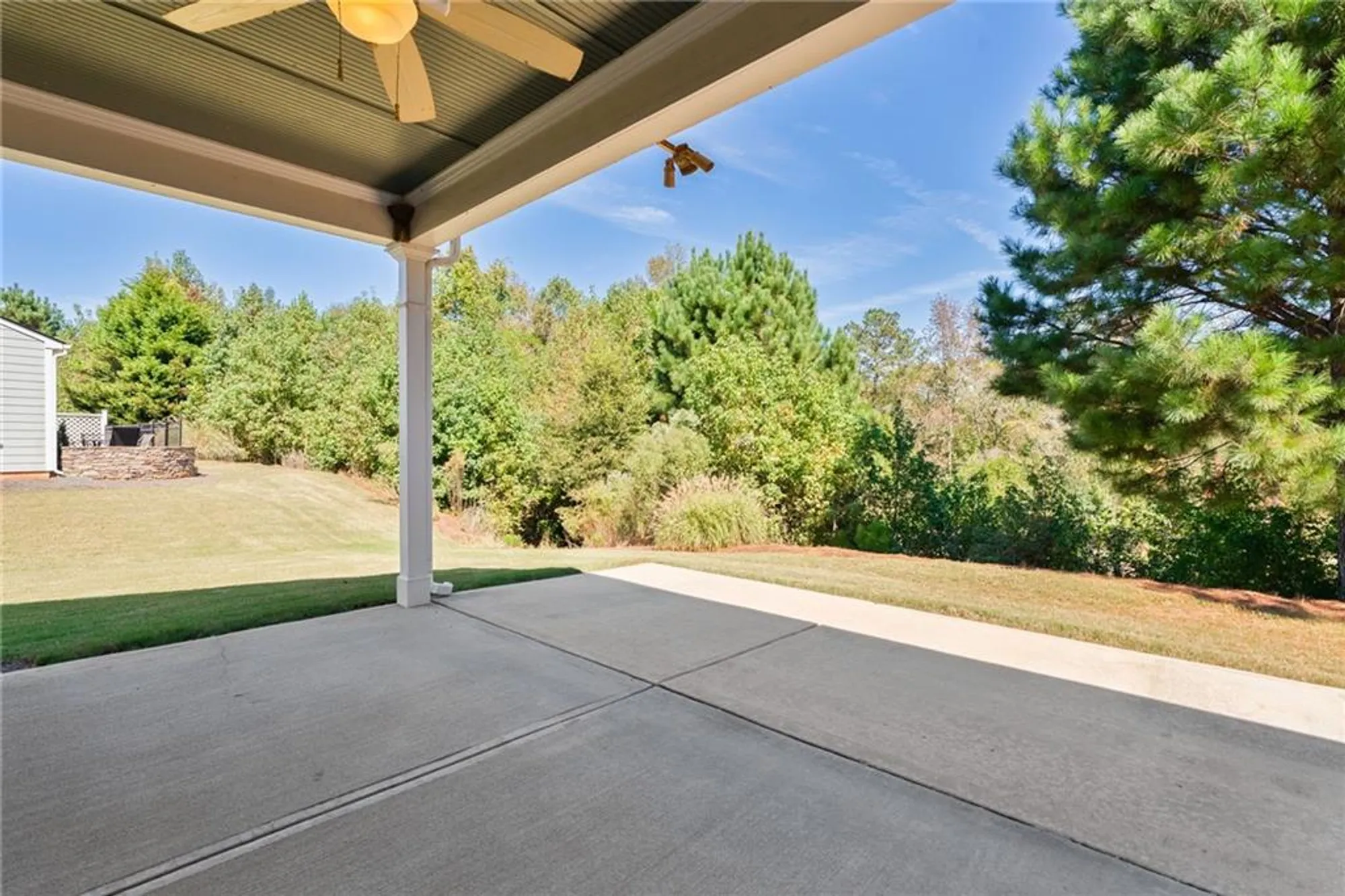 Property Slideshow image 8 of 91 | 329 sandy springs dr, Griffin, GA, 30223