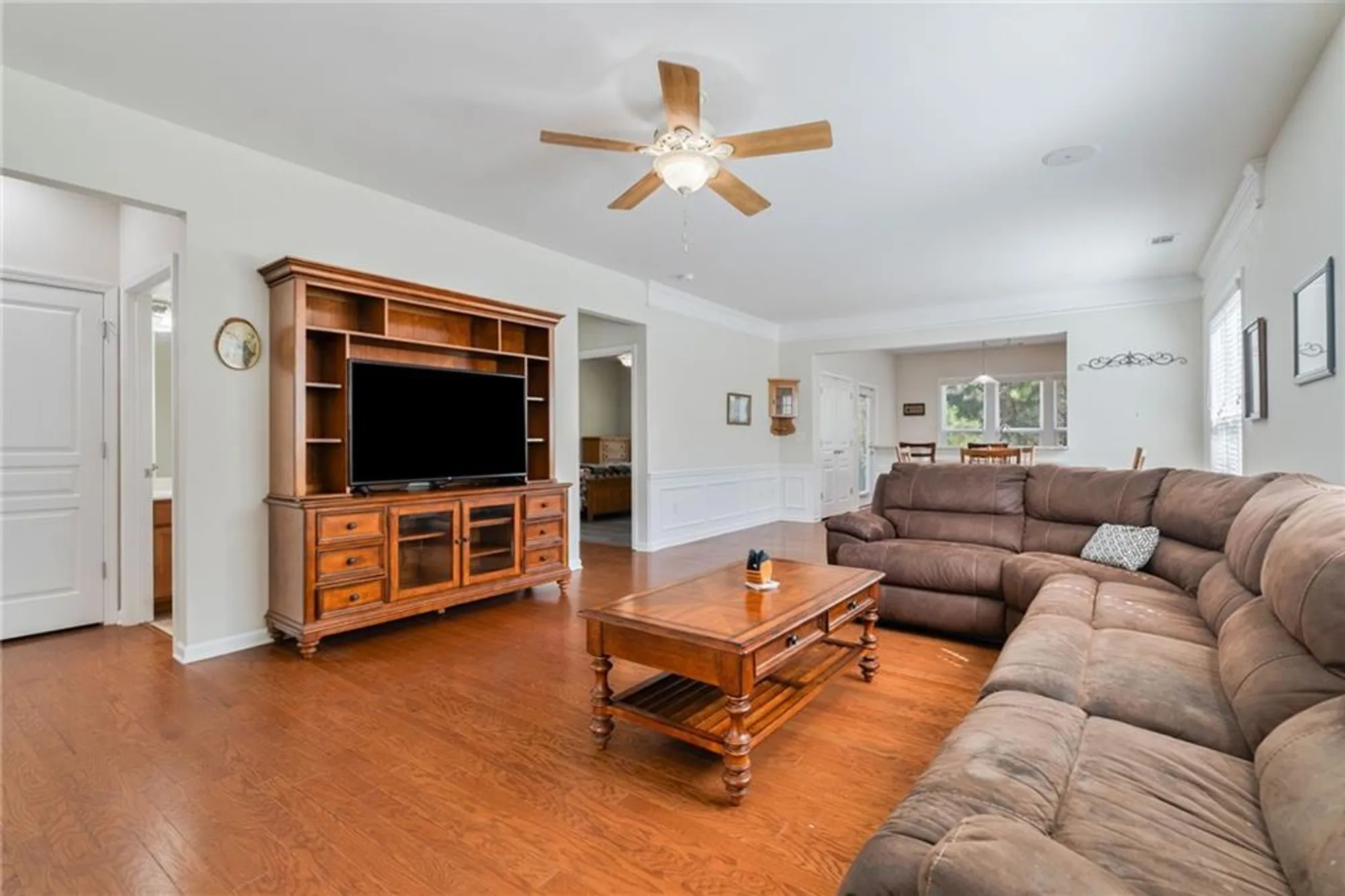Property Slideshow image 19 of 91 | 329 sandy springs dr, Griffin, GA, 30223