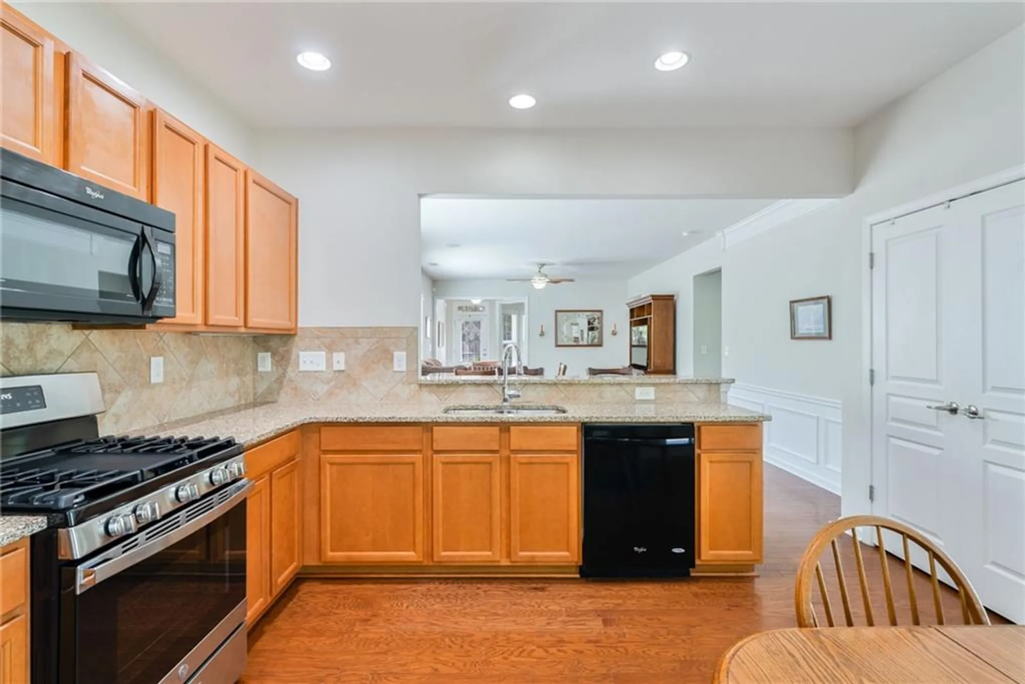 Property Slideshow image 28 of 91 | 329 sandy springs dr, Griffin, GA, 30223