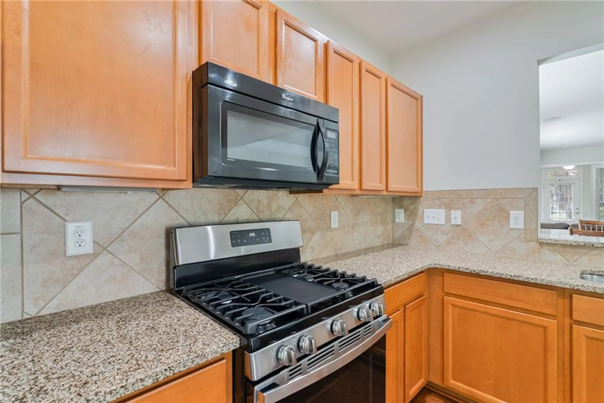 Property Slideshow image 30 of 91 | 329 sandy springs dr, Griffin, GA, 30223