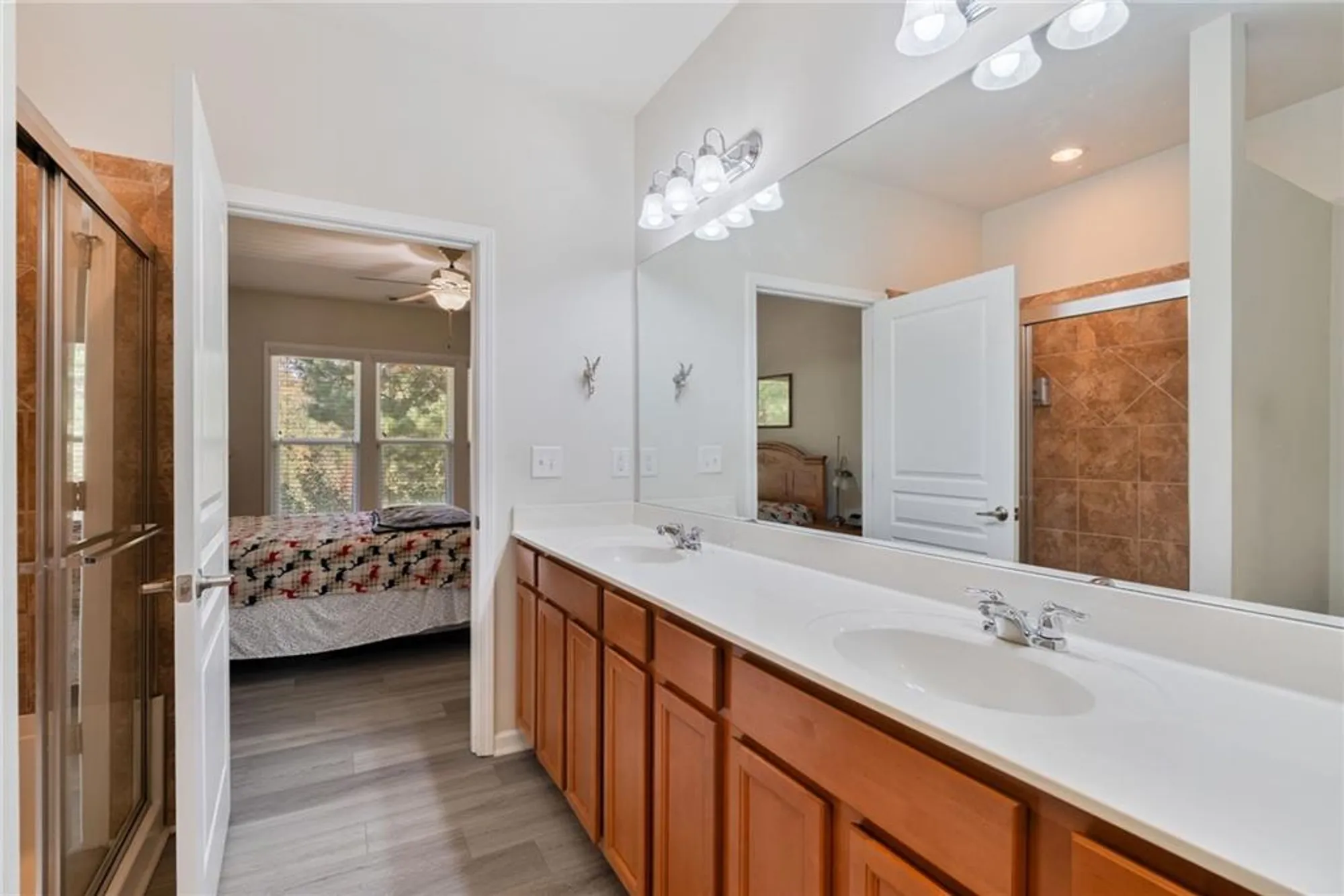 Property Slideshow image 37 of 91 | 329 sandy springs dr, Griffin, GA, 30223