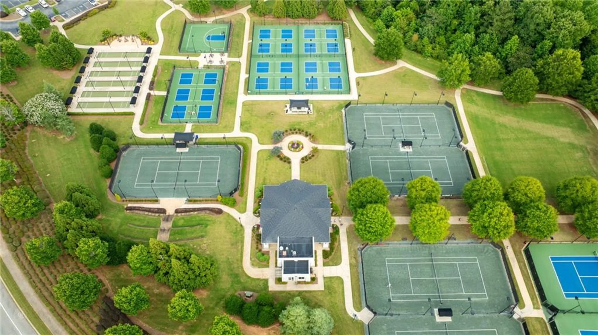 Property Slideshow image 53 of 91 | 329 sandy springs dr, Griffin, GA, 30223