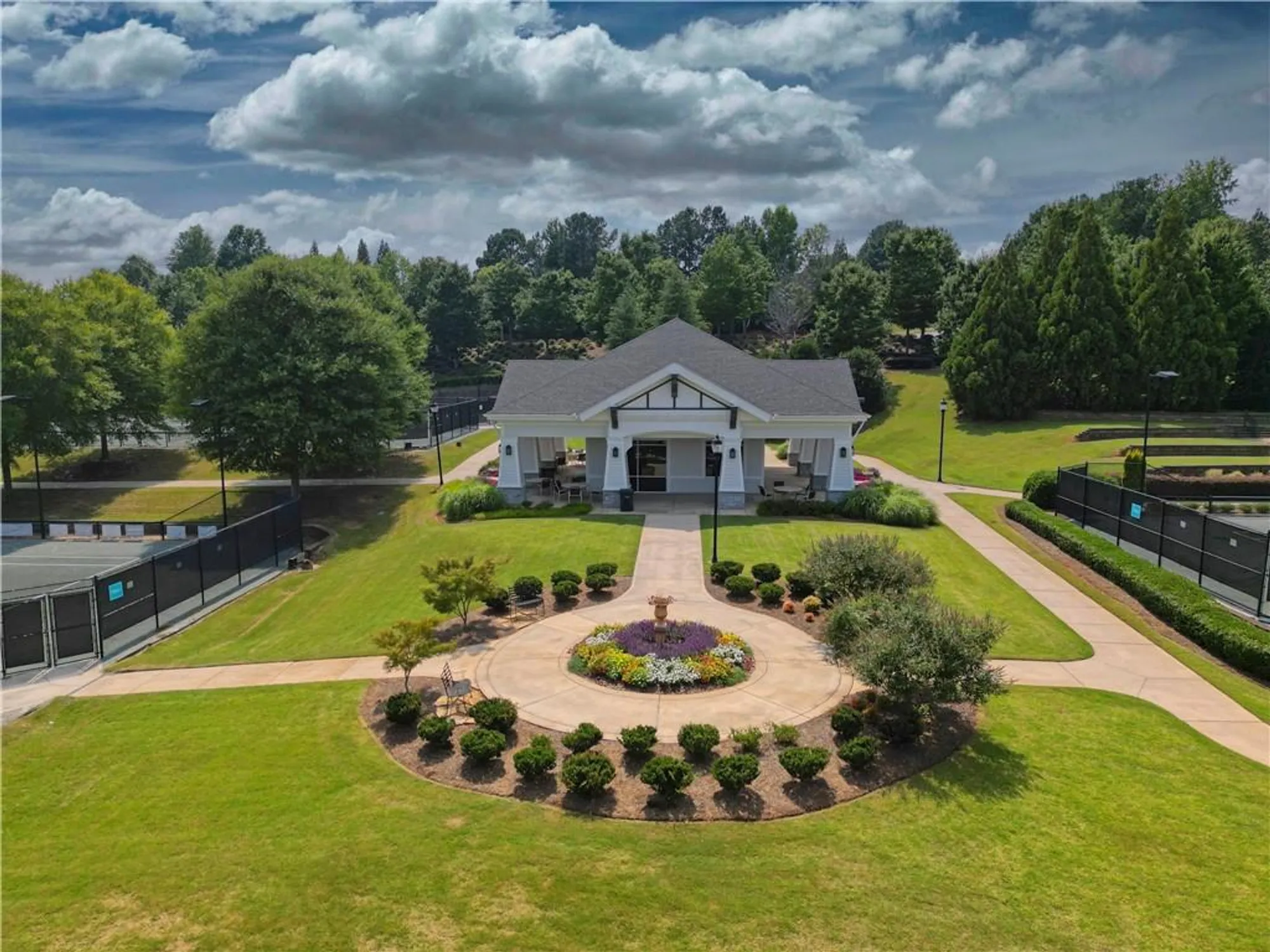 Property Slideshow image 54 of 91 | 329 sandy springs dr, Griffin, GA, 30223