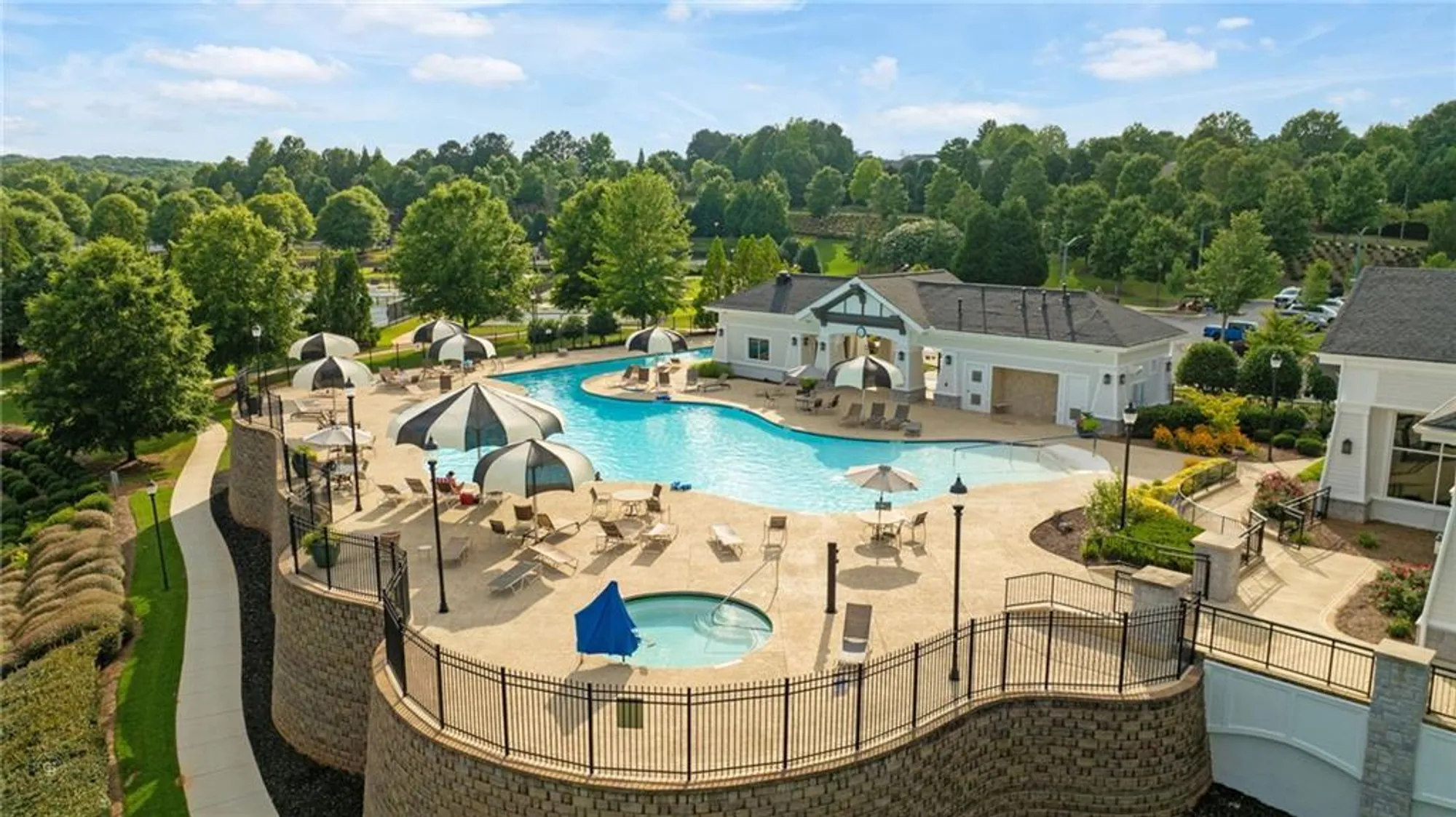 Property Slideshow image 50 of 91 | 329 sandy springs dr, Griffin, GA, 30223