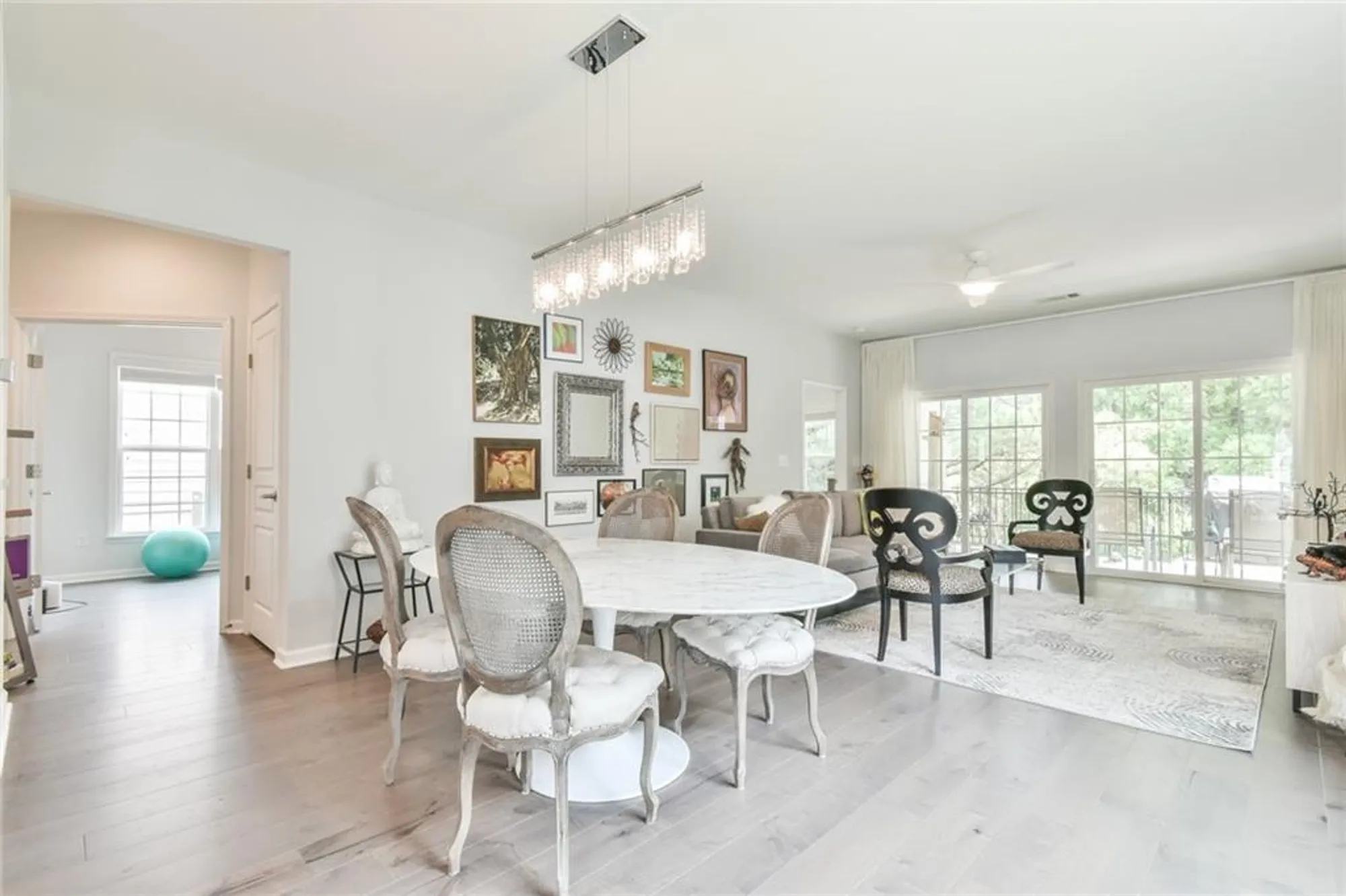 Property Slideshow image 11 of 30 | 6233 greenstone cir, Hoschton, GA, 30548