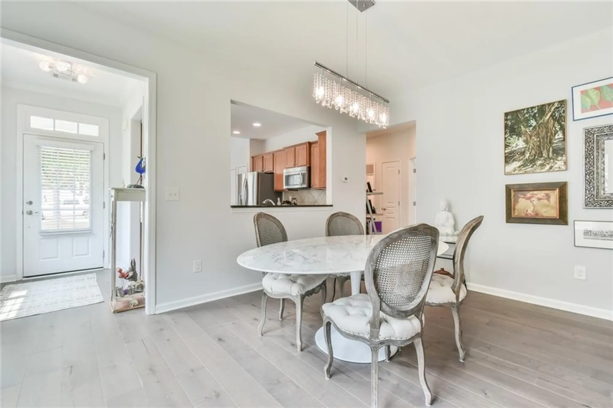 Property Slideshow image 12 of 30 | 6233 greenstone cir, Hoschton, GA, 30548