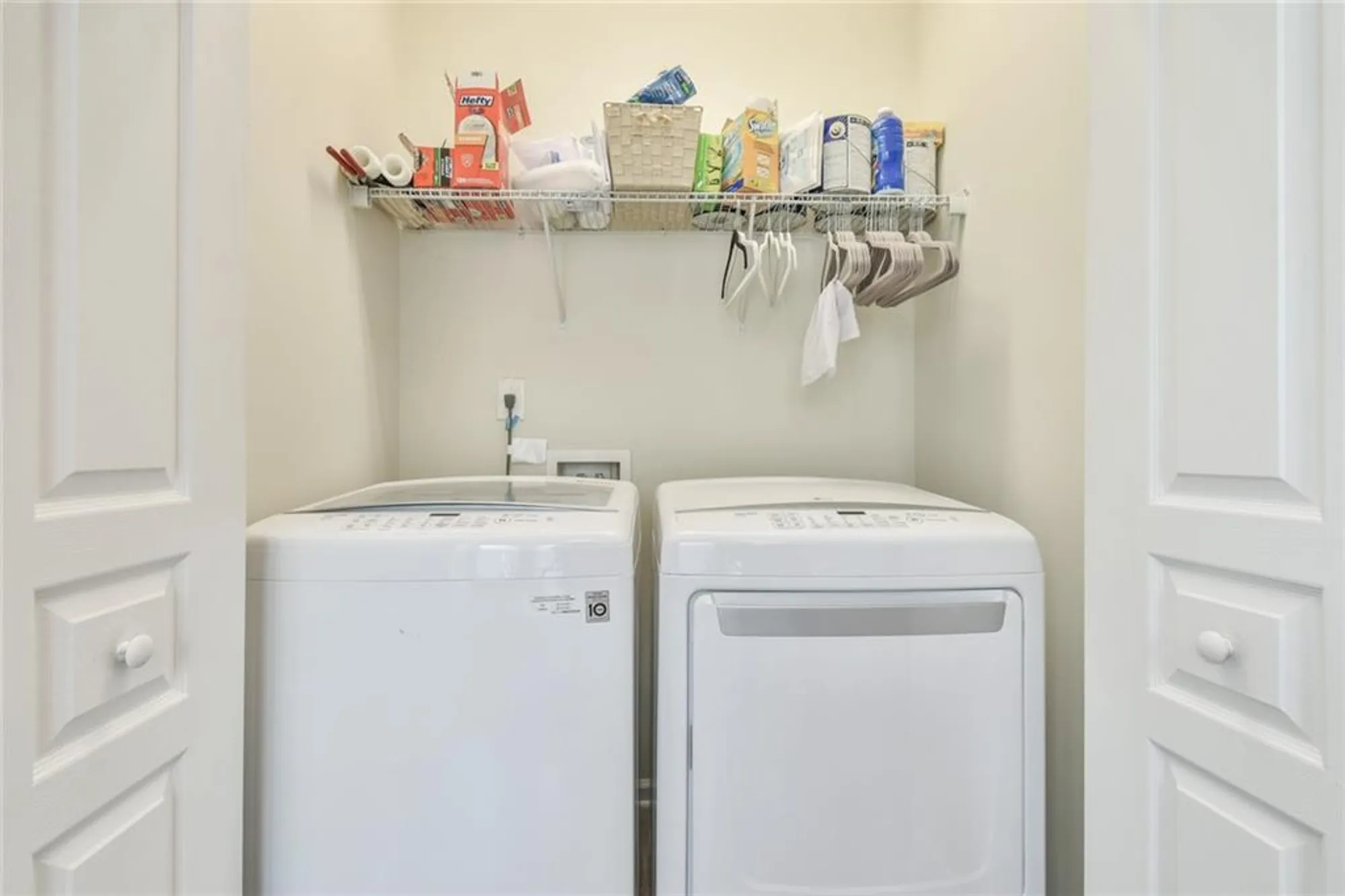 Property Slideshow image 10 of 30 | 6233 greenstone cir, Hoschton, GA, 30548