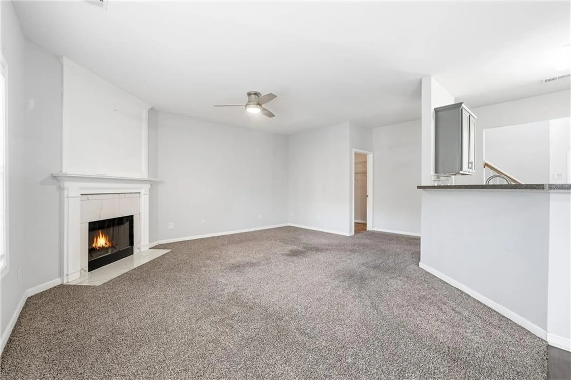 Property Slideshow image 13 of 38 | 384 creek manor way, Suwanee, GA, 30024