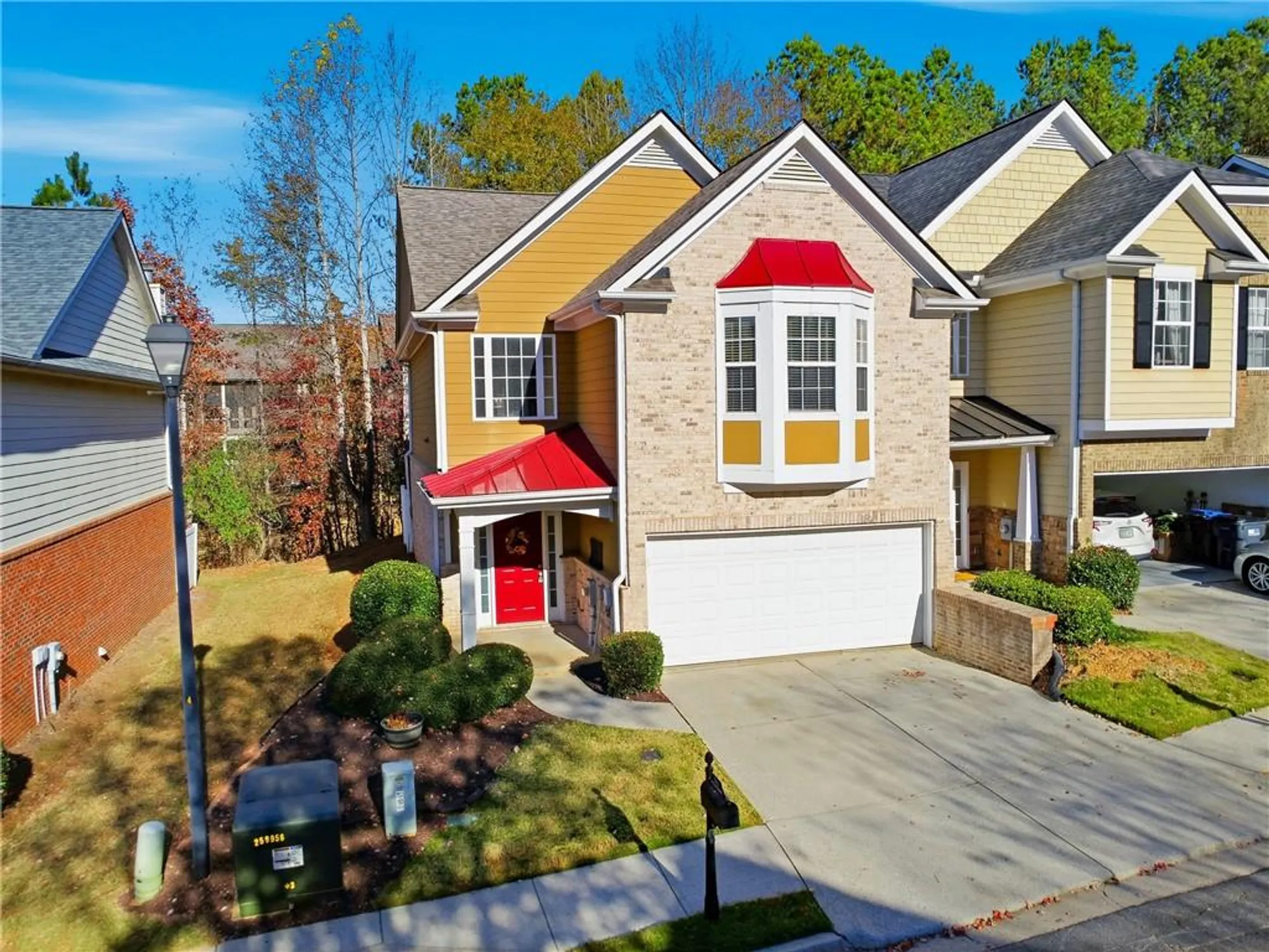 Property Slideshow image 33 of 38 | 384 creek manor way, Suwanee, GA, 30024
