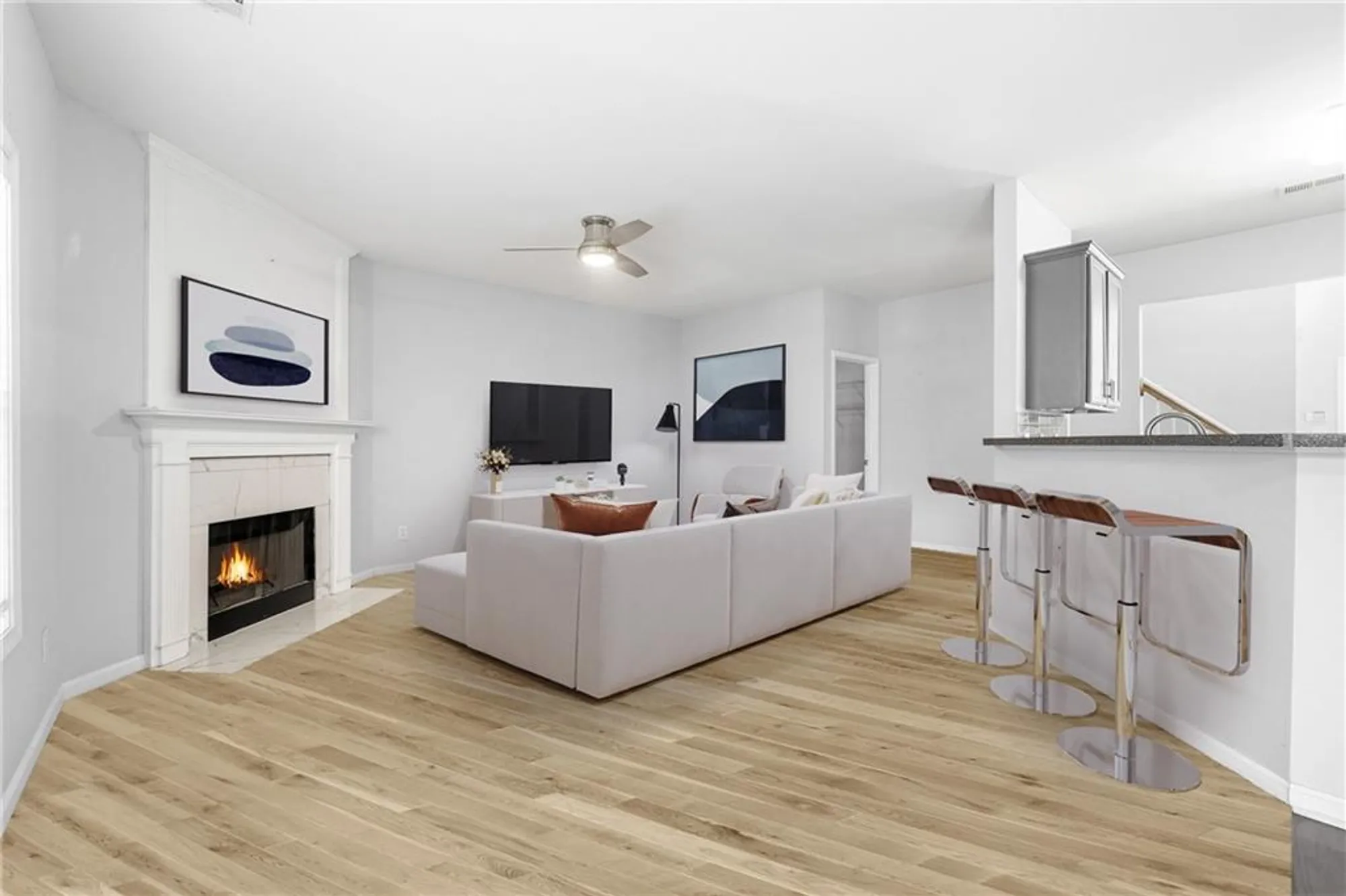 Property Slideshow image 4 of 38 | 384 creek manor way, Suwanee, GA, 30024