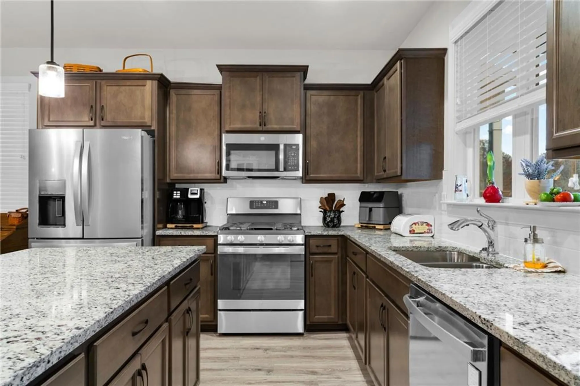 Property Slideshow image 6 of 56 | 109 grand cir, Jasper, GA, 30143