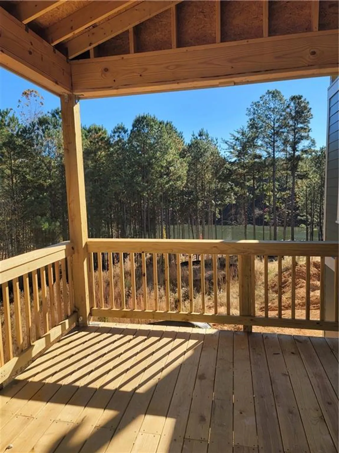 Property Slideshow image 4 of 4 | 708 woodlake ct, Canton, GA, 30114