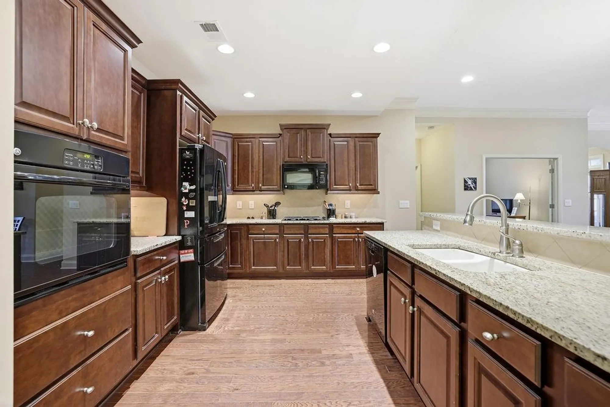 Property Slideshow image 17 of 35 | 238 orchards cir # 238, Woodstock, GA, 30188