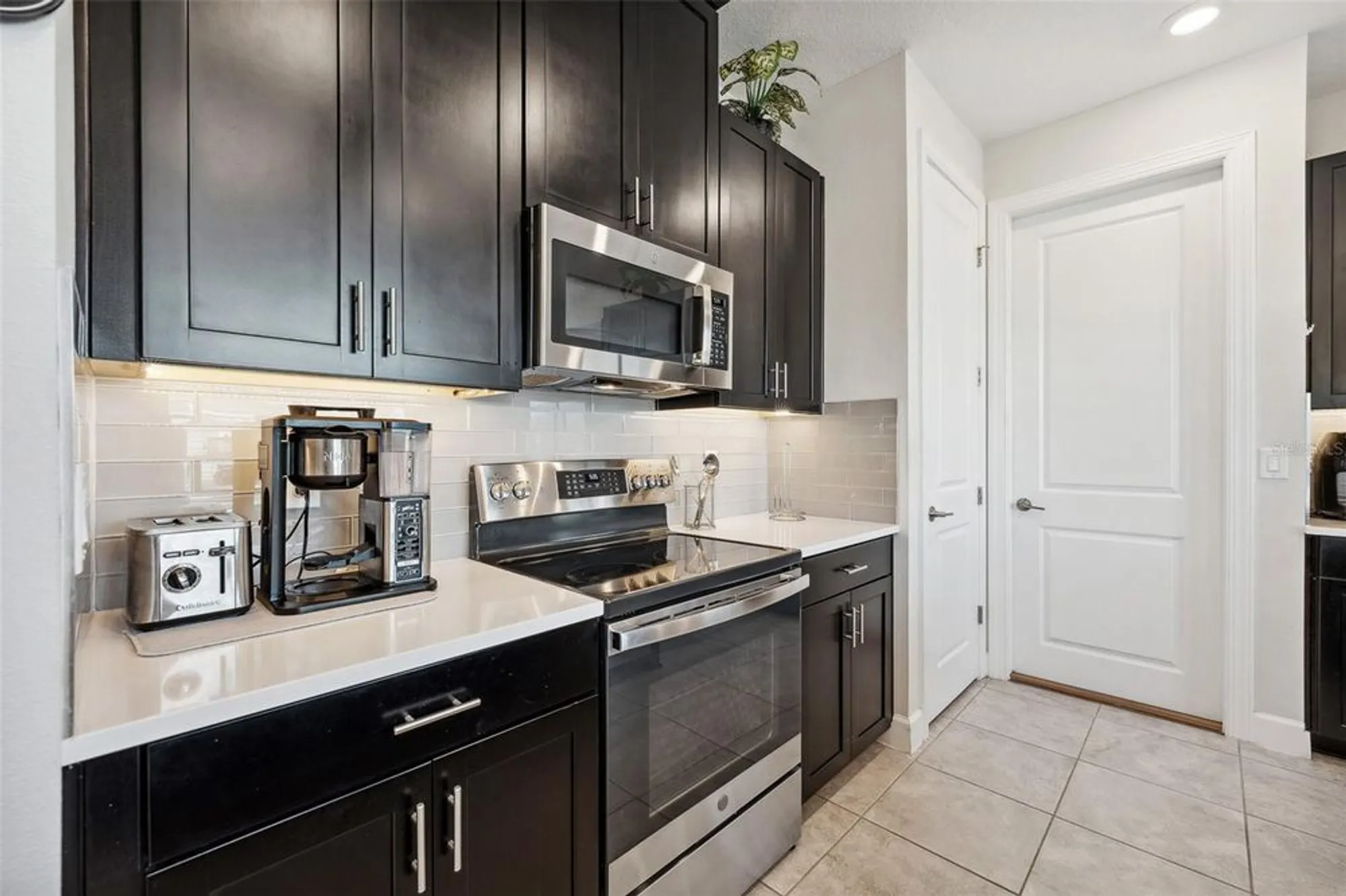 Property Slideshow image 11 of 44 | 188 olympus way, Kissimmee, FL, 34759