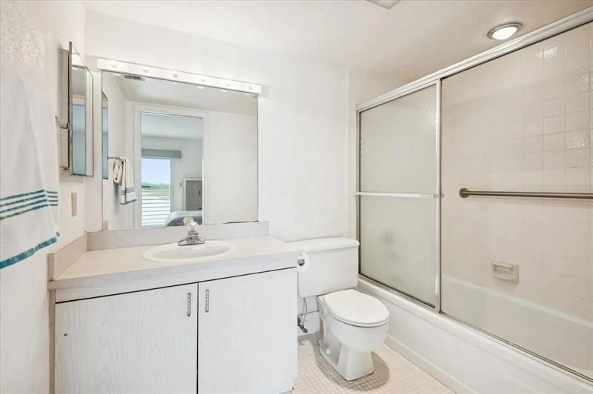 Property Slideshow image 10 of 18 | 3205 portofino pt f3, Coconut Creek, FL, 33066