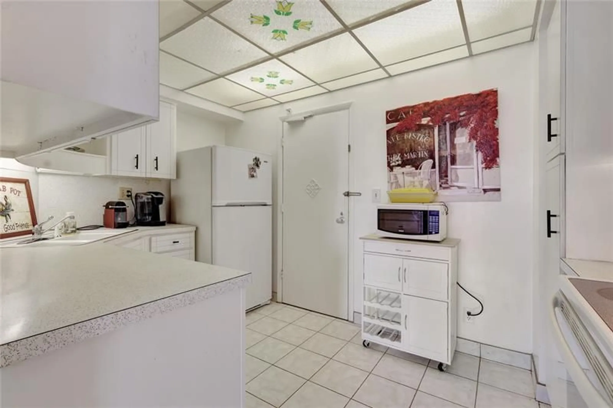 Property Slideshow image 9 of 18 | 3333 ne 34th st 1118, Fort Lauderdale, FL, 33308