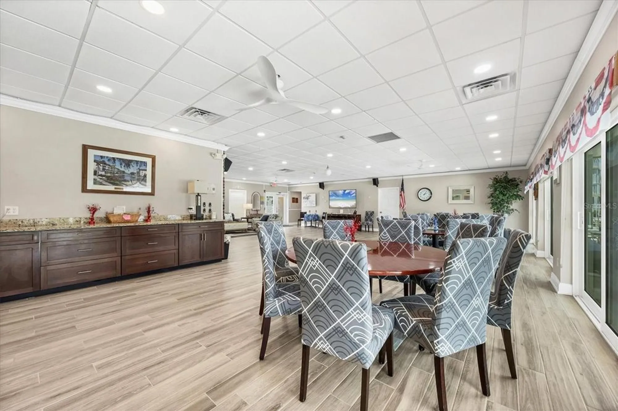 Property Slideshow image 41 of 55 | 1350 n portofino dr apt 107, Sarasota, FL, 34242
