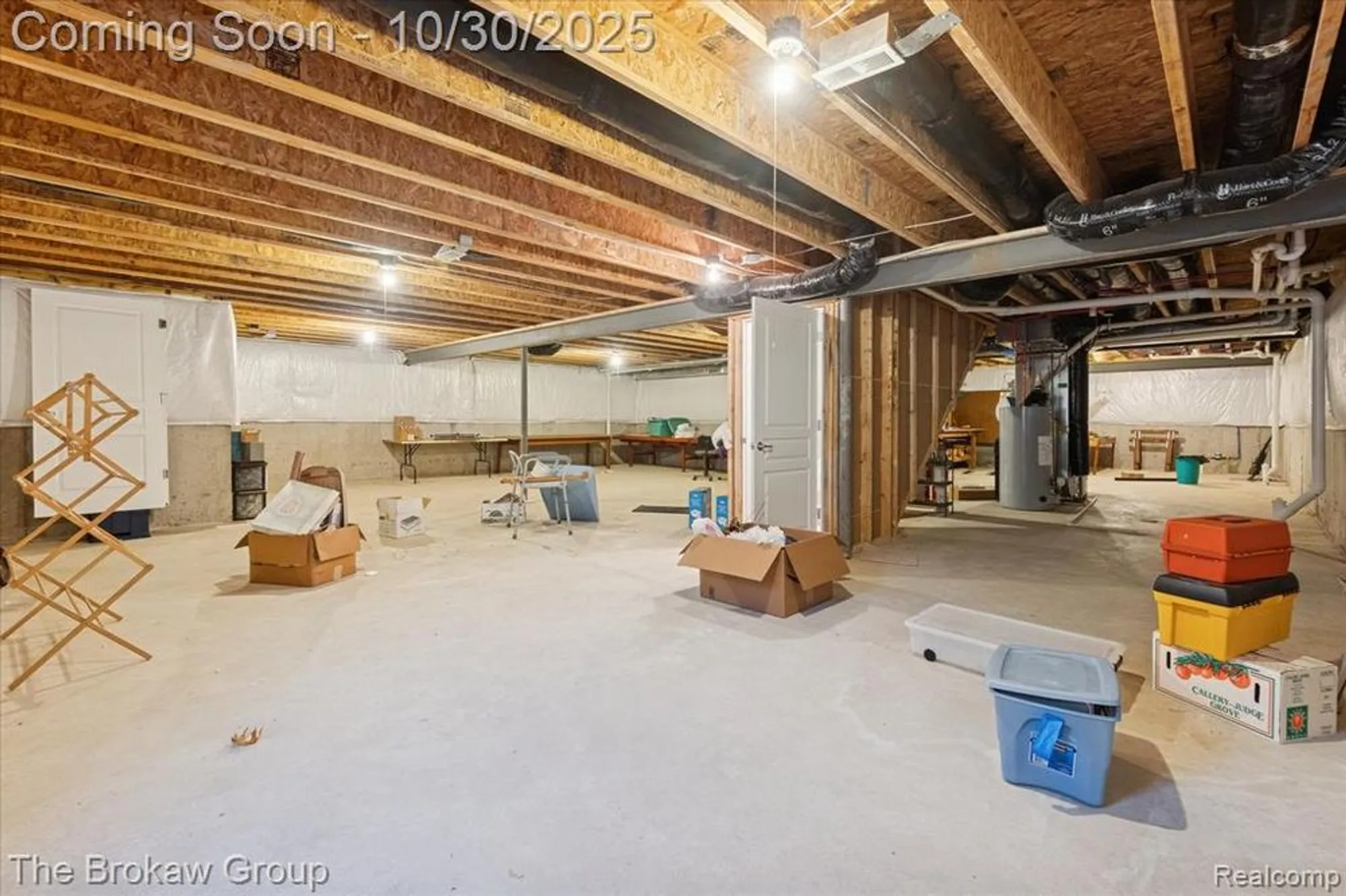 Property Slideshow image 34 of 49 | 6334 prairie dunes dr, Grand Blanc, MI, 48439