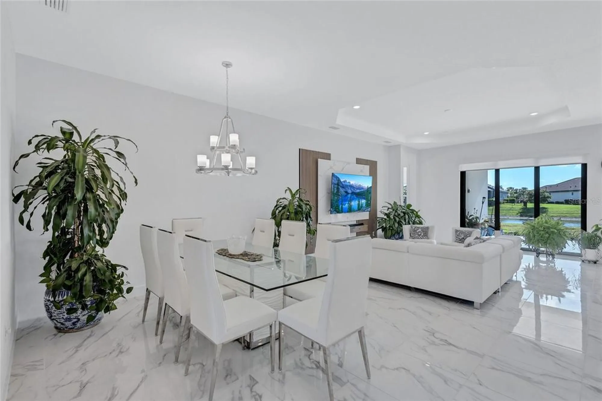 Property Slideshow image 5 of 56 | 6203 grandview hill ct, Bradenton, FL, 34203