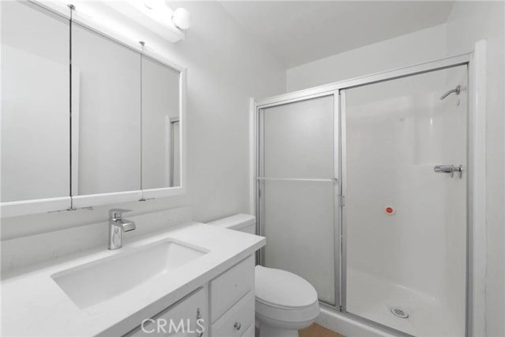 Property Slideshow image 19 of 41 | 19828 spanish oak dr, Newhall, CA, 91321