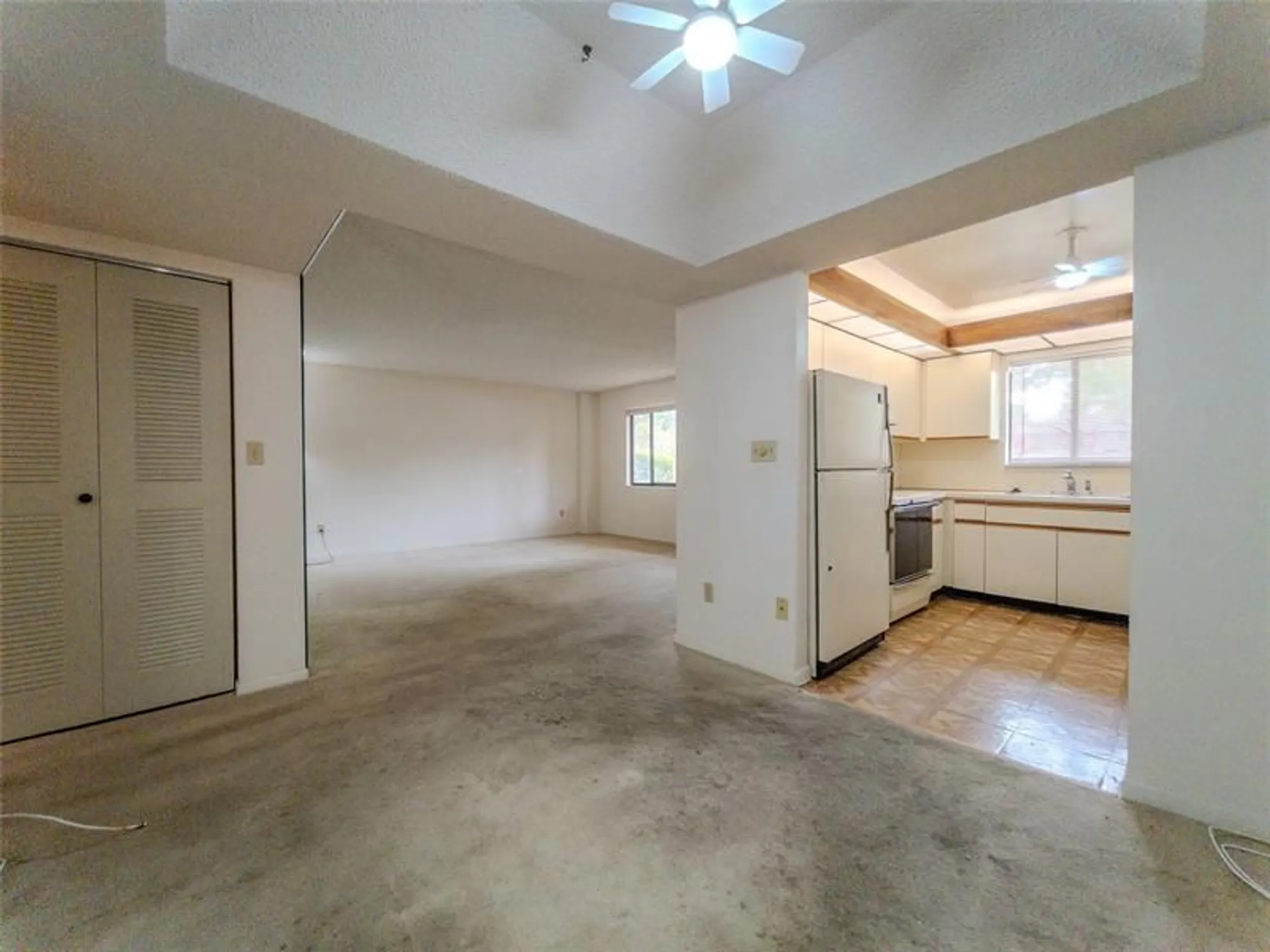 Property Slideshow image 14 of 41 | 7516 ashmont cir 104, Tamarac, FL, 33321