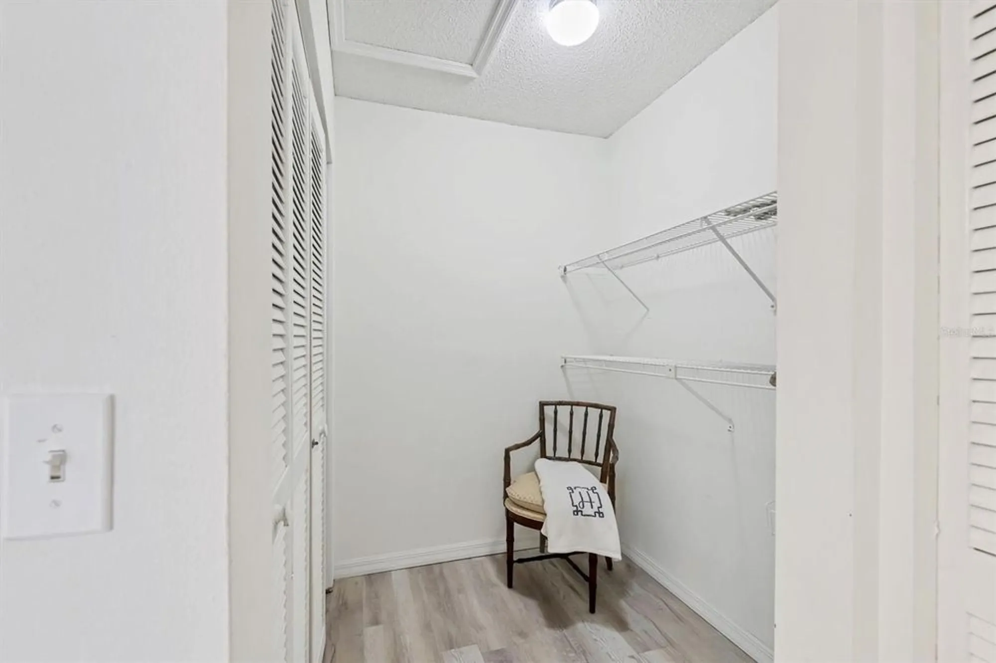 Property Slideshow image 13 of 29 | 840 audubon dr, Bradenton, FL, 34209