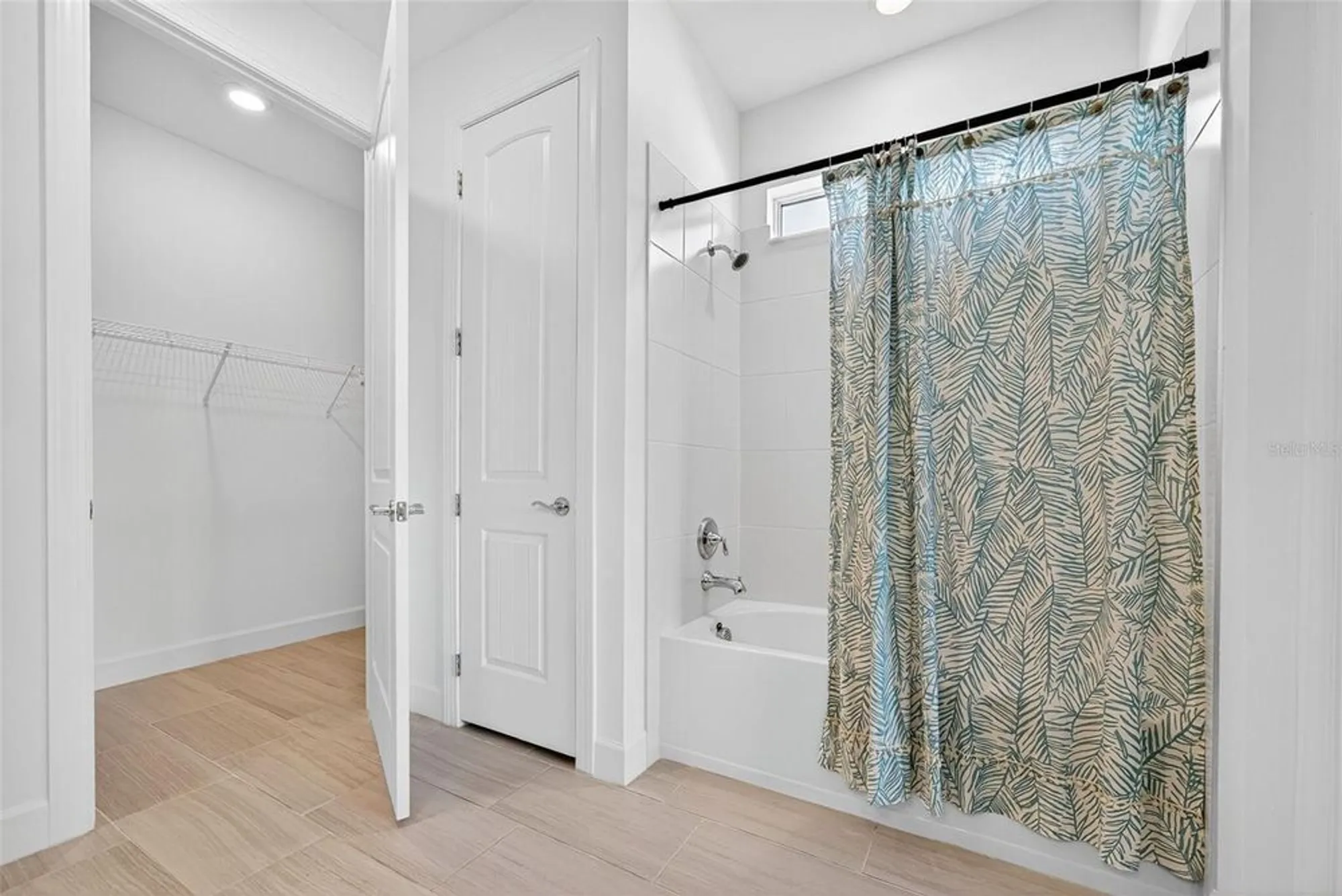 Property Slideshow image 57 of 88 | 26536 key sands st, Englewood, FL, 34223