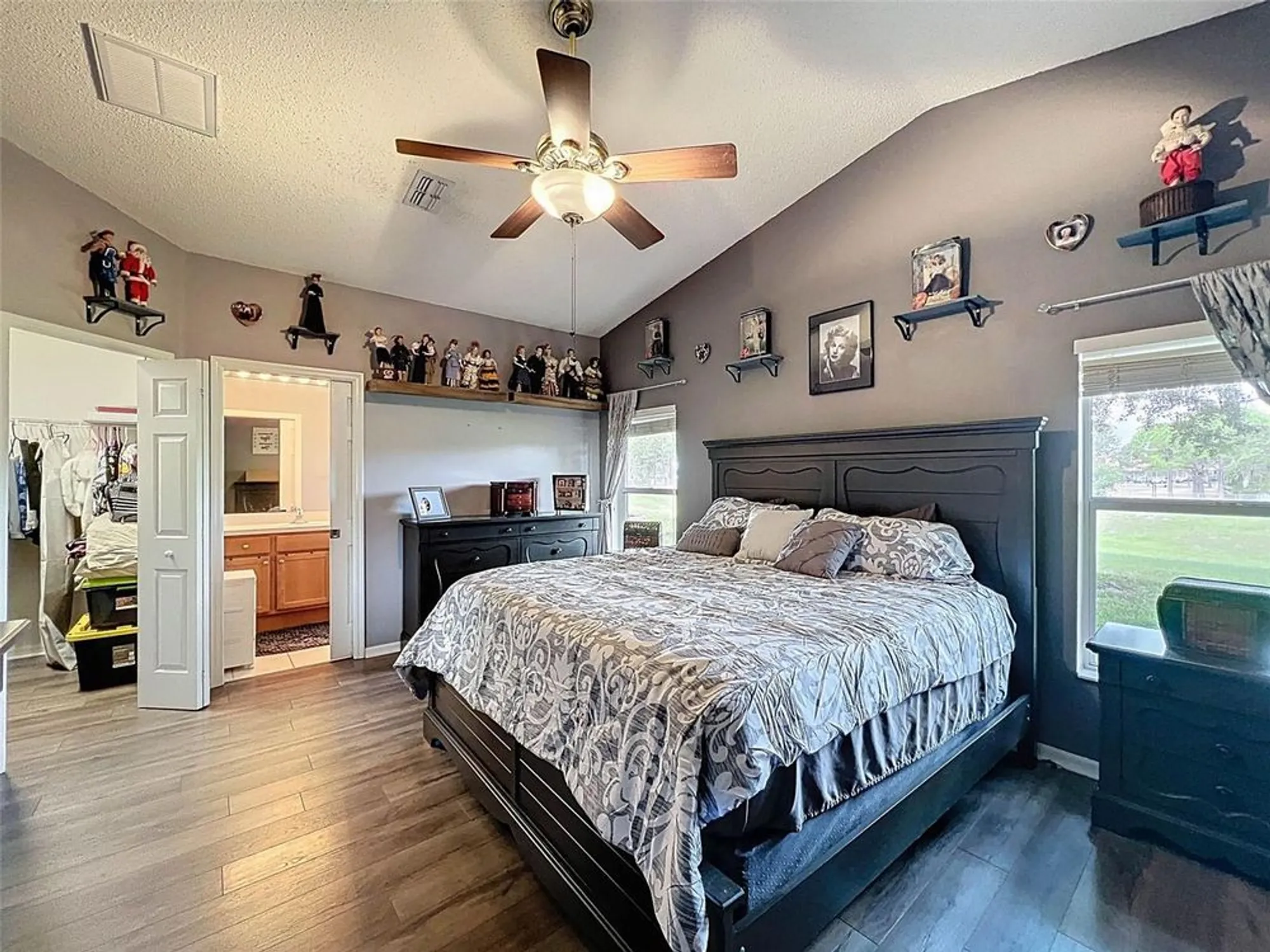 Property Slideshow image 27 of 61 | 189 center oak cir, Spring Hill, FL, 34609