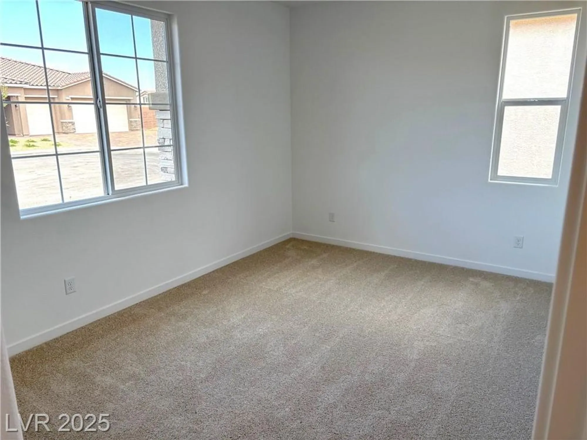 Property Slideshow image 4 of 26 | 4332 angel falls ct, Pahrump, NV, 89061