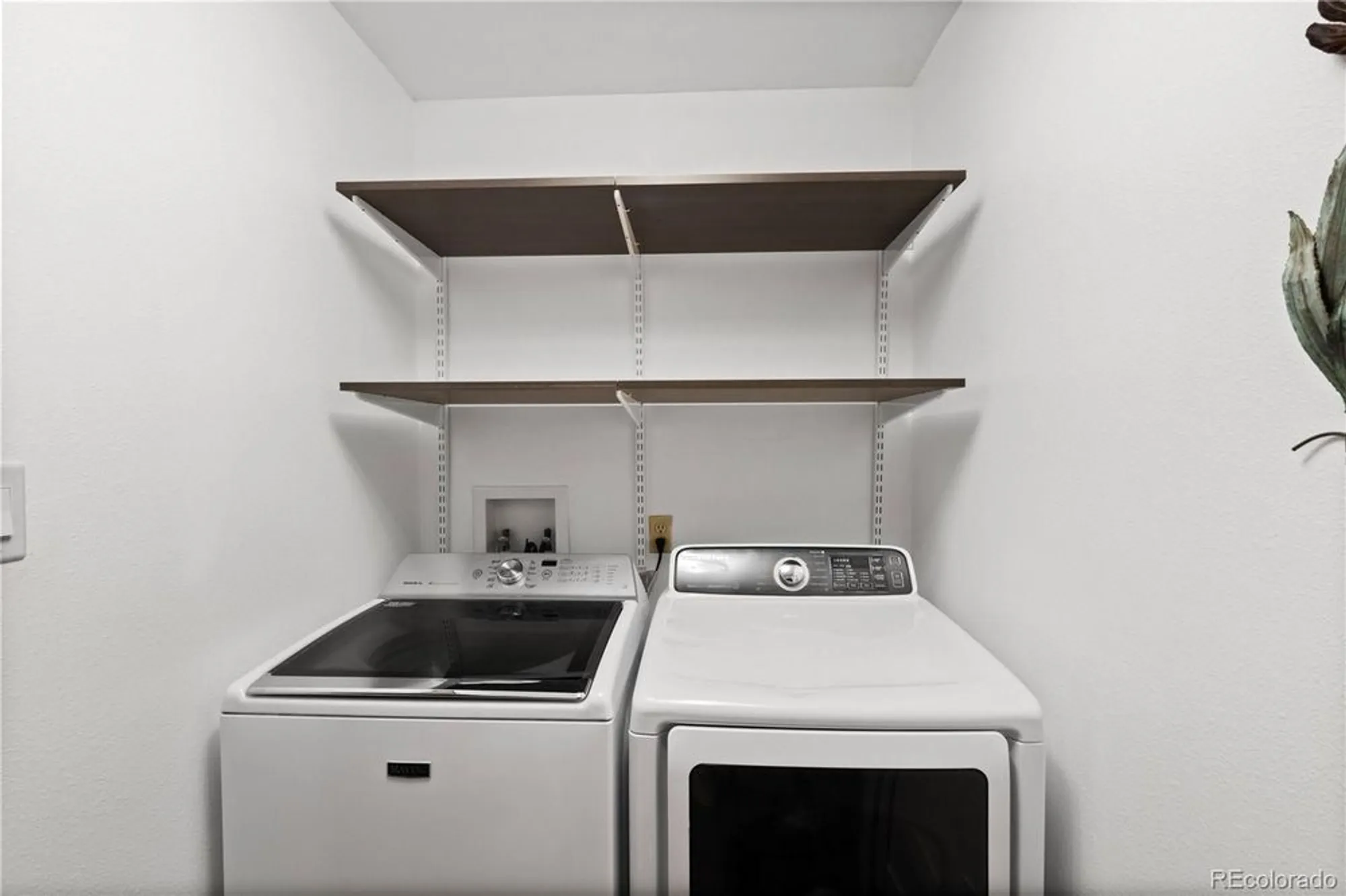 Property Slideshow image 24 of 50 | 14152 e linvale pl apt 605, Aurora, CO, 80014
