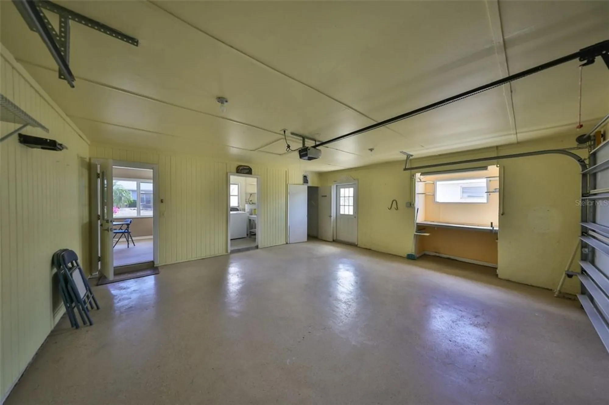 Property Slideshow image 24 of 30 | 1529 allegheny dr, Sun City Center, FL, 33573