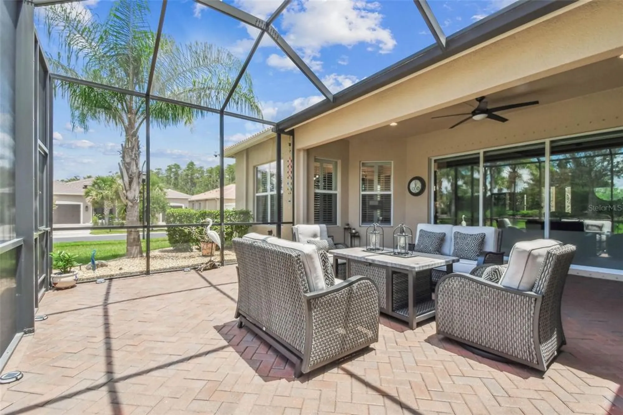 Property Slideshow image 7 of 53 | 16301 garnet glen pl, Wimauma, FL, 33598