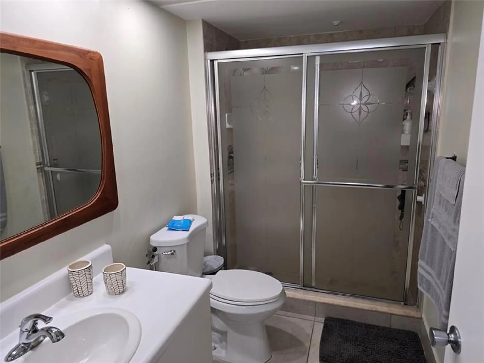 Property Slideshow image 10 of 40 | 1200 sw 137th ave 312e, Pembroke Pines, FL, 33027