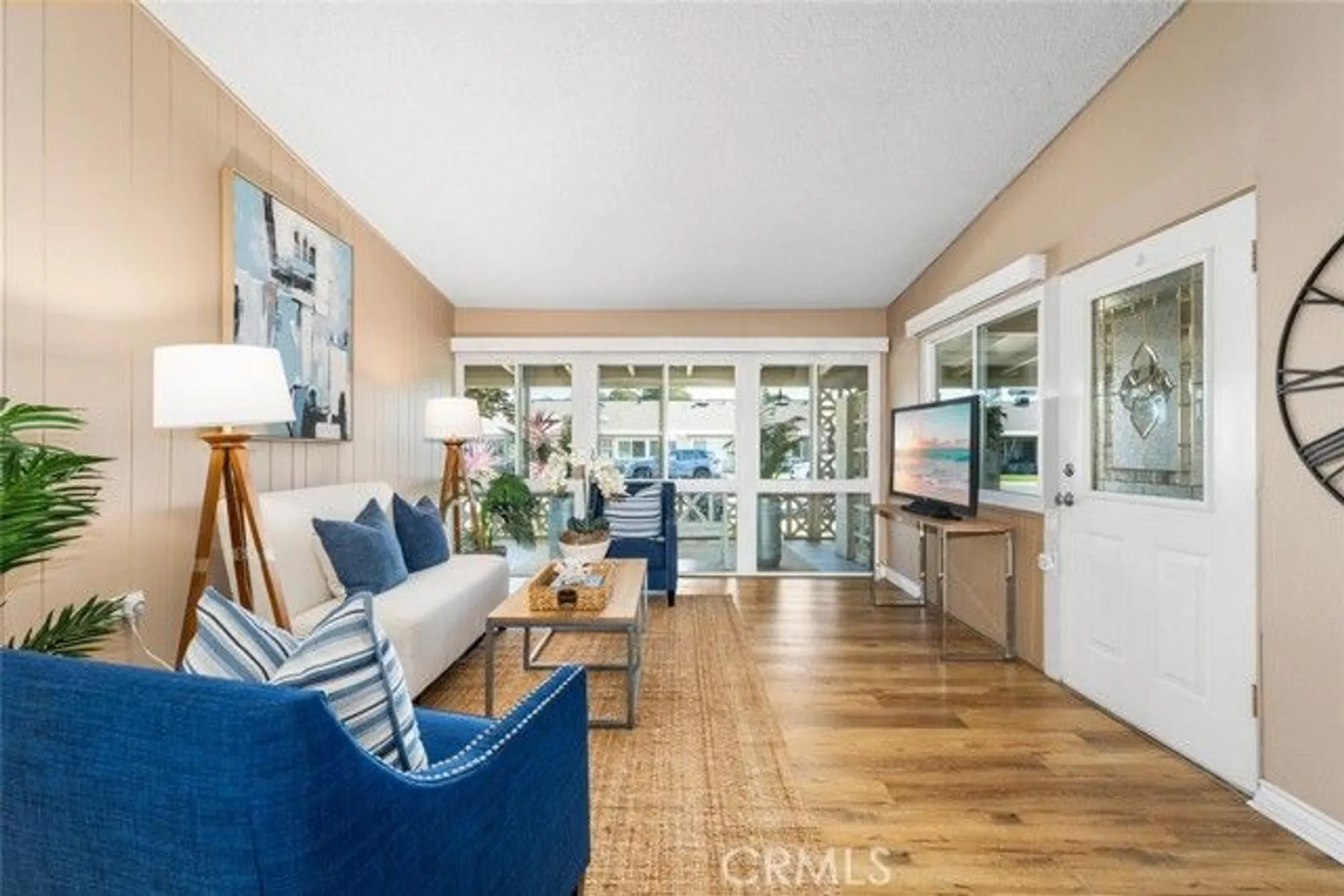 Property Slideshow image 20 of 45 | 1121 northwood rd, Seal Beach, CA, 90740