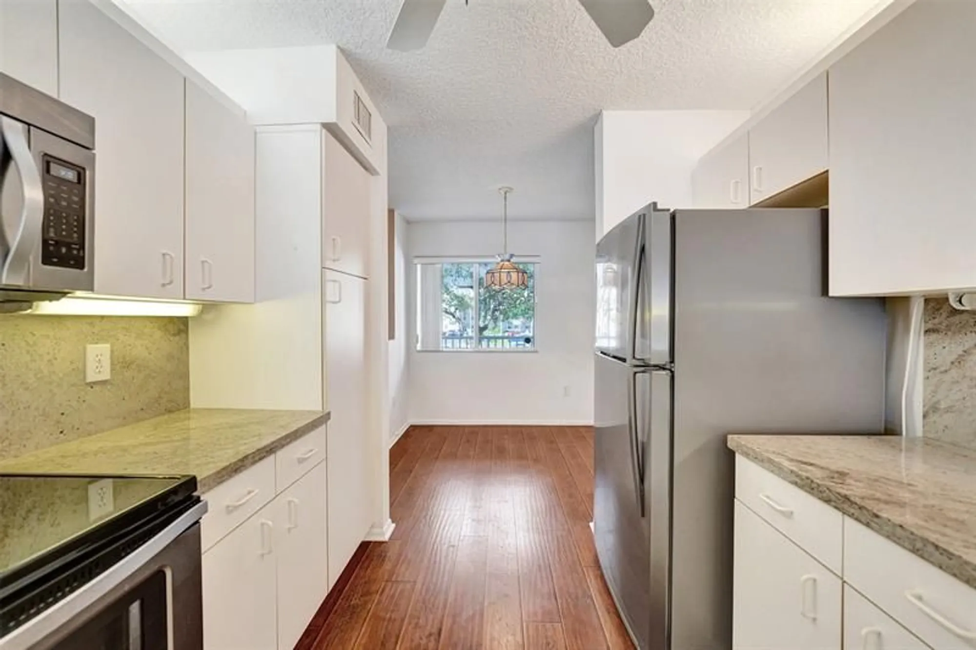 Property Slideshow image 13 of 69 | 9563 weldon cir apt d212, Fort Lauderdale, FL, 33321