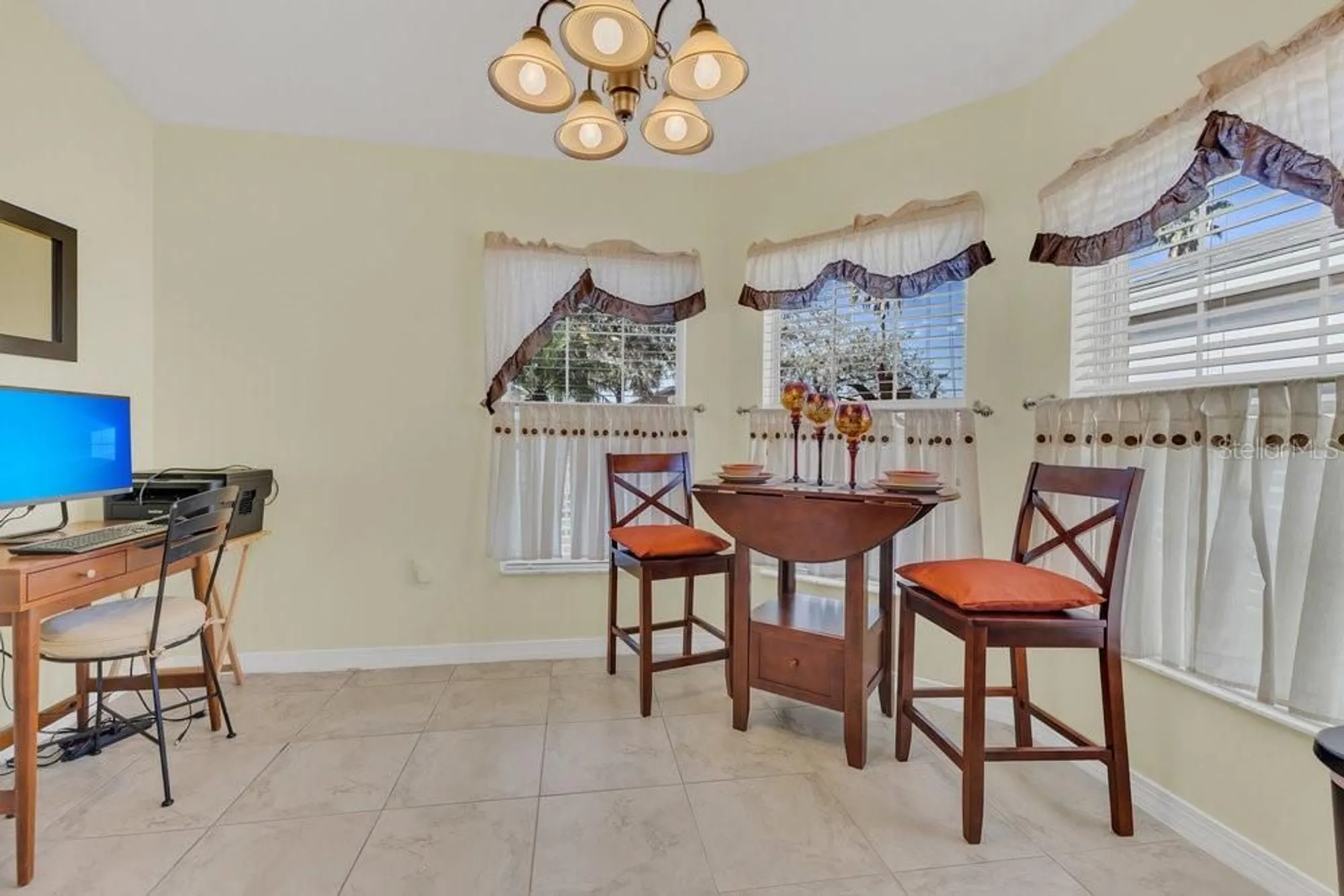 Property Slideshow image 12 of 46 | 340 grand canal dr, Poinciana, FL, 34759