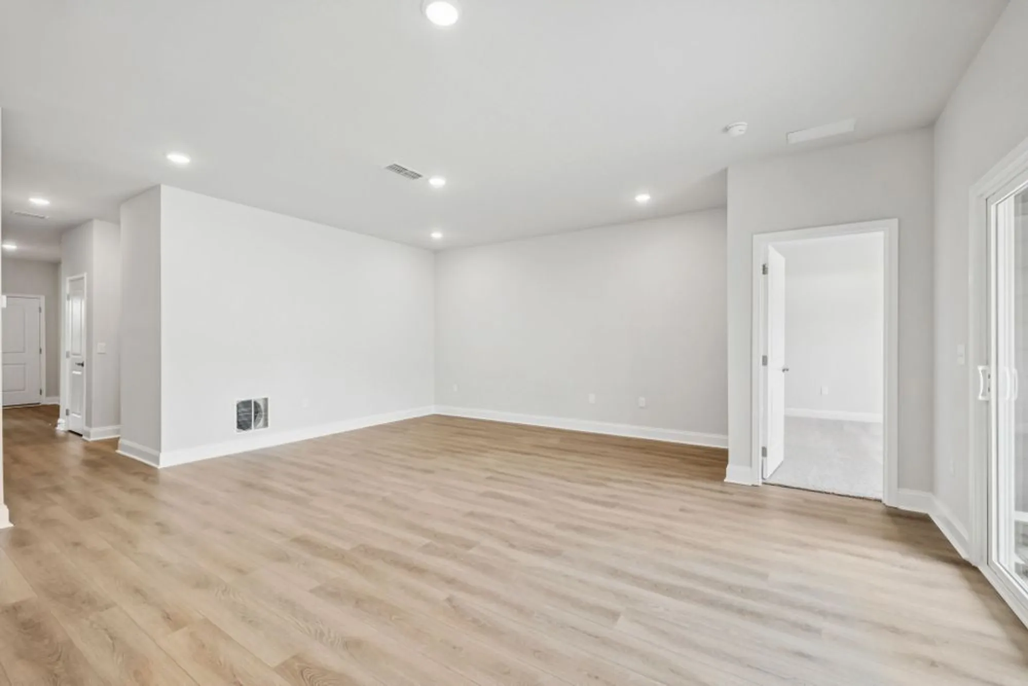 Property Slideshow image 11 of 50 | 2828 bison ct, Antioch, TN, 37013