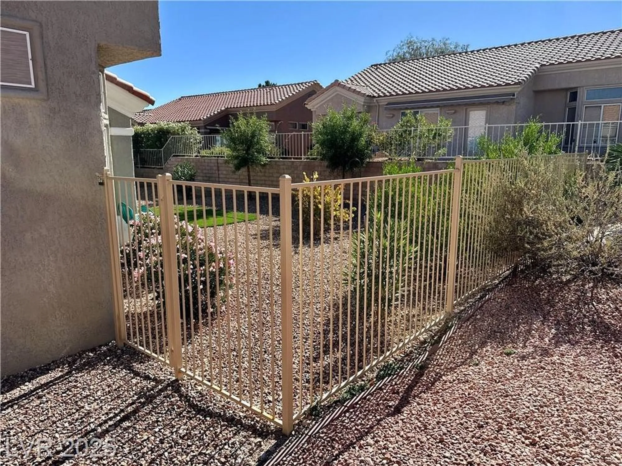 Property Slideshow image 10 of 36 | 10041 netherton dr, Las Vegas, NV, 89134