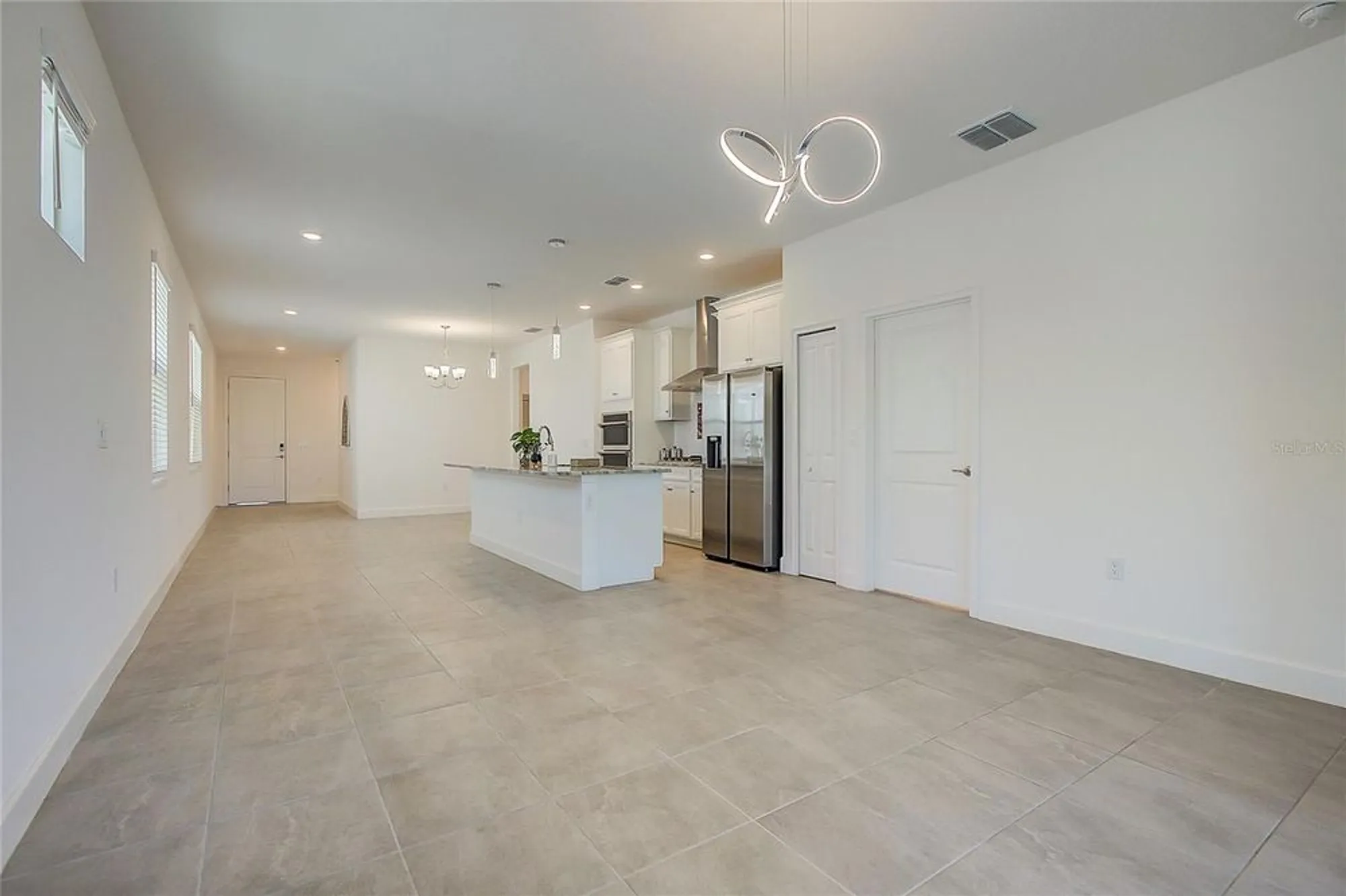 Property Slideshow image 20 of 91 | 411 sandsend ct, Apollo Beach, FL, 33572