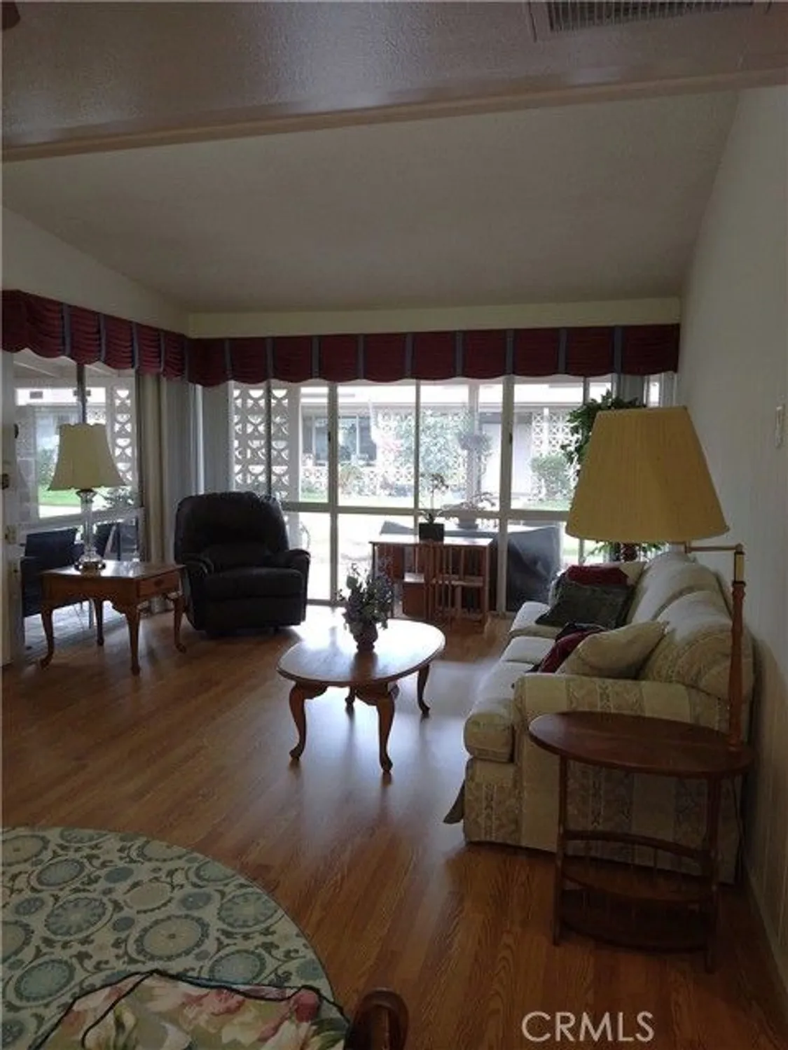 Property Slideshow image 6 of 23 | 13061 del monte dr, Seal Beach, CA, 90740