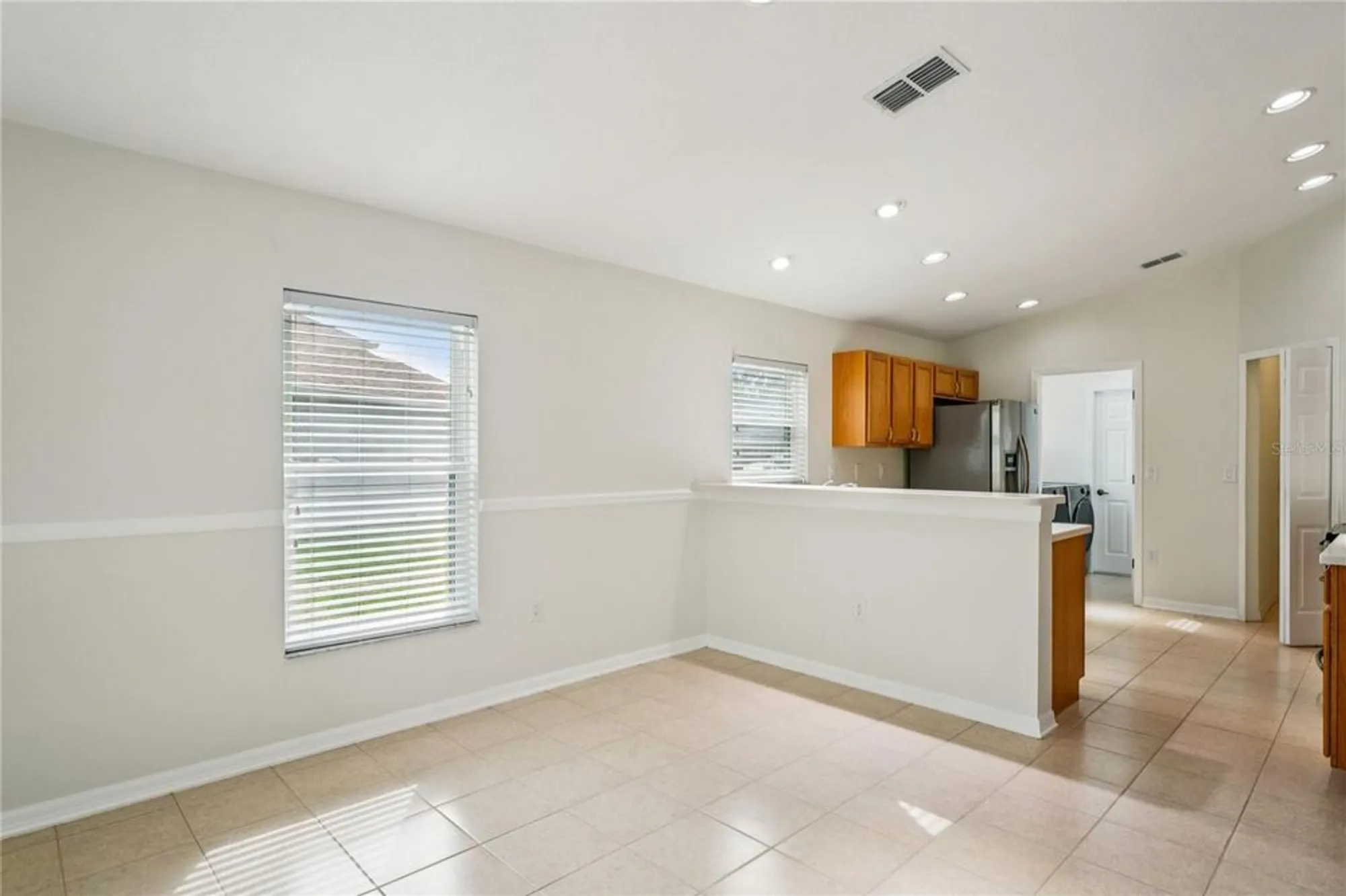 Property Slideshow image 19 of 81 | 322 greenwich cir, Spring Hill, FL, 34609