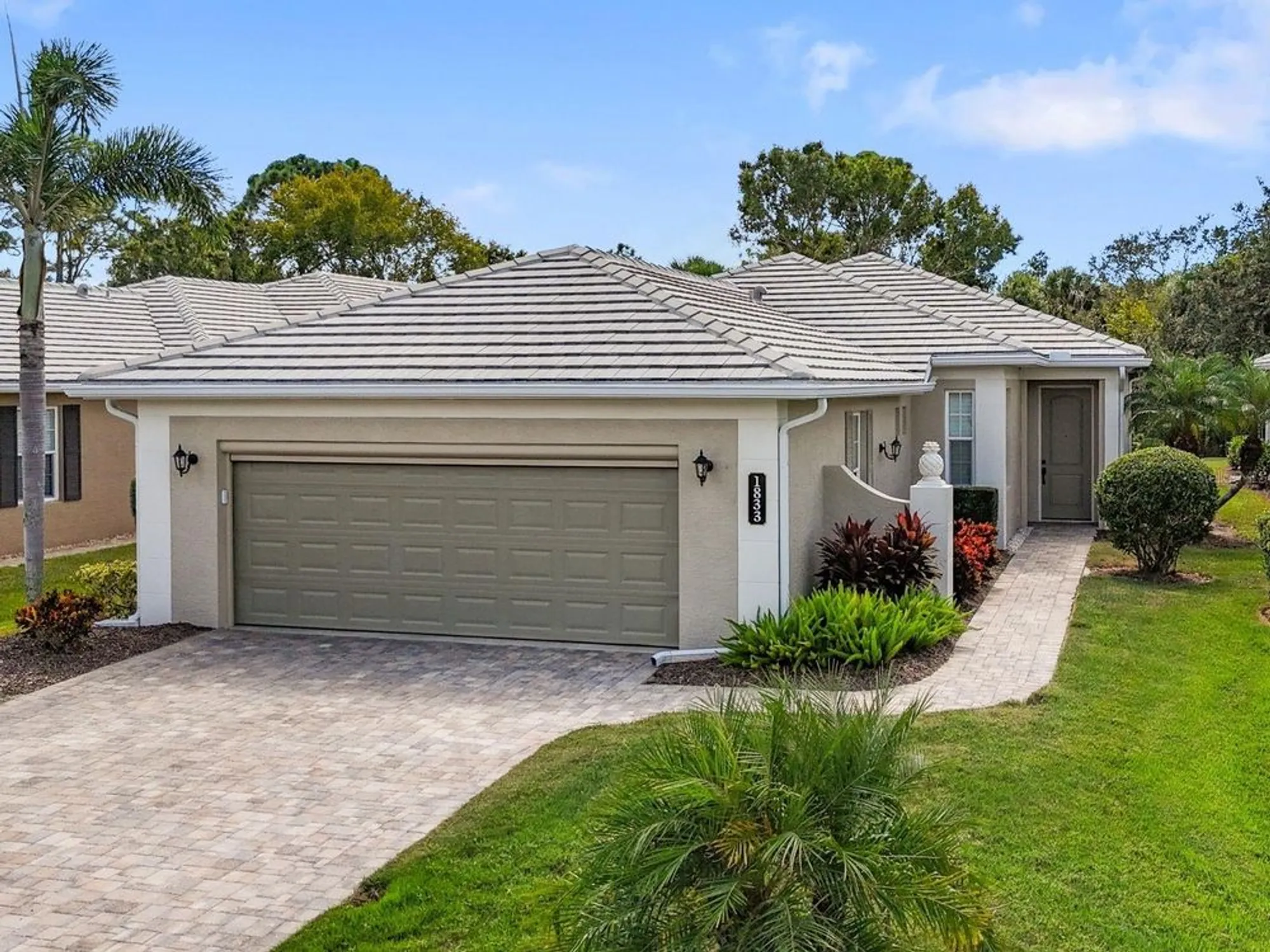Property Slideshow image 36 of 57 | 1833 lancashire dr, Venice, FL, 34293