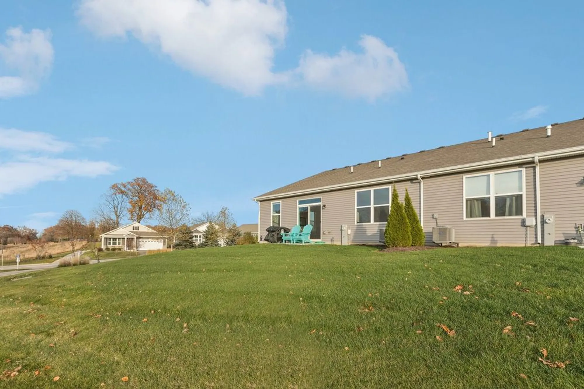 Property Slideshow image 30 of 48 | 952 darwin st, North Aurora, IL, 60542