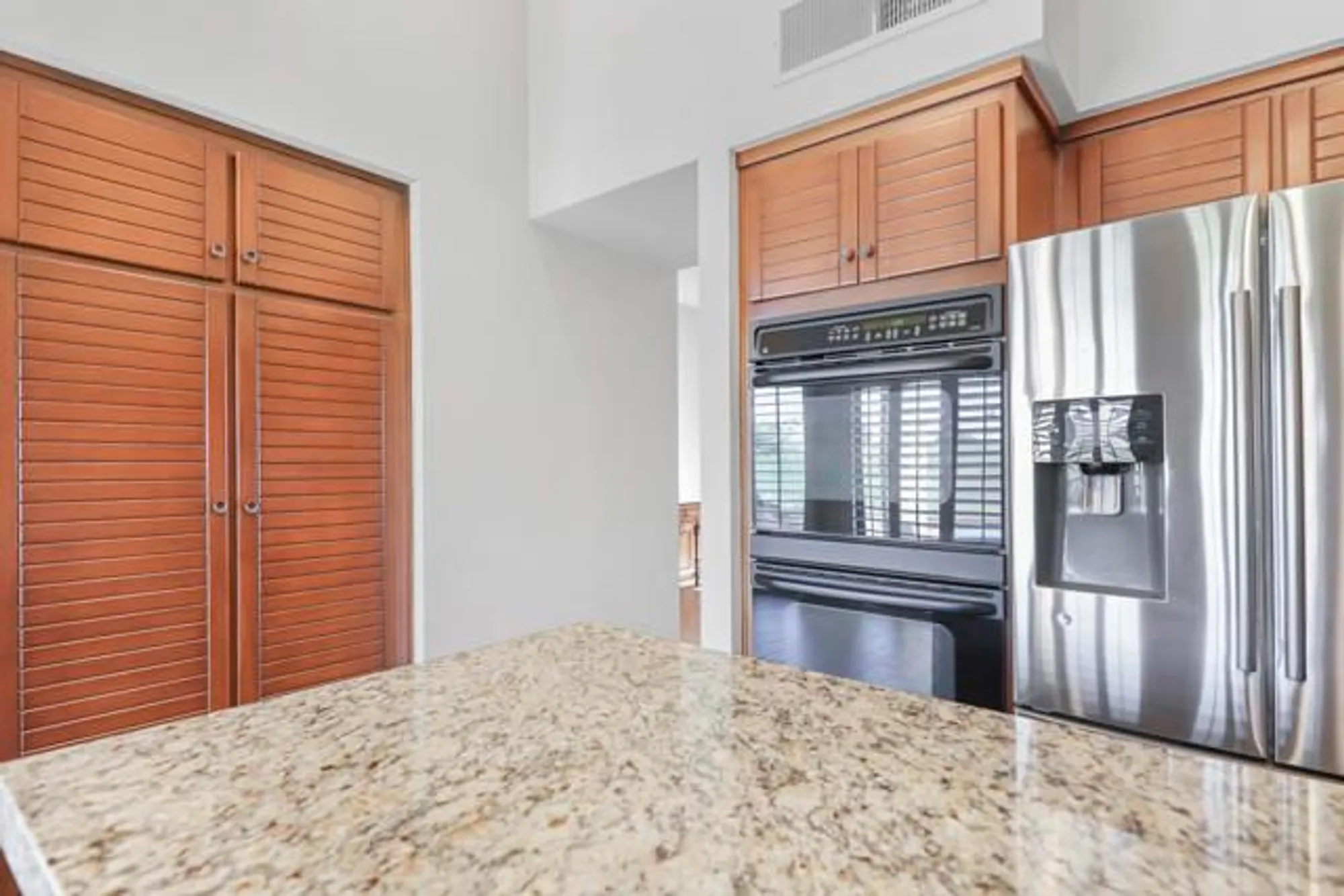 Property Slideshow image 13 of 37 | 54801 inverness way, La Quinta, CA, 92253