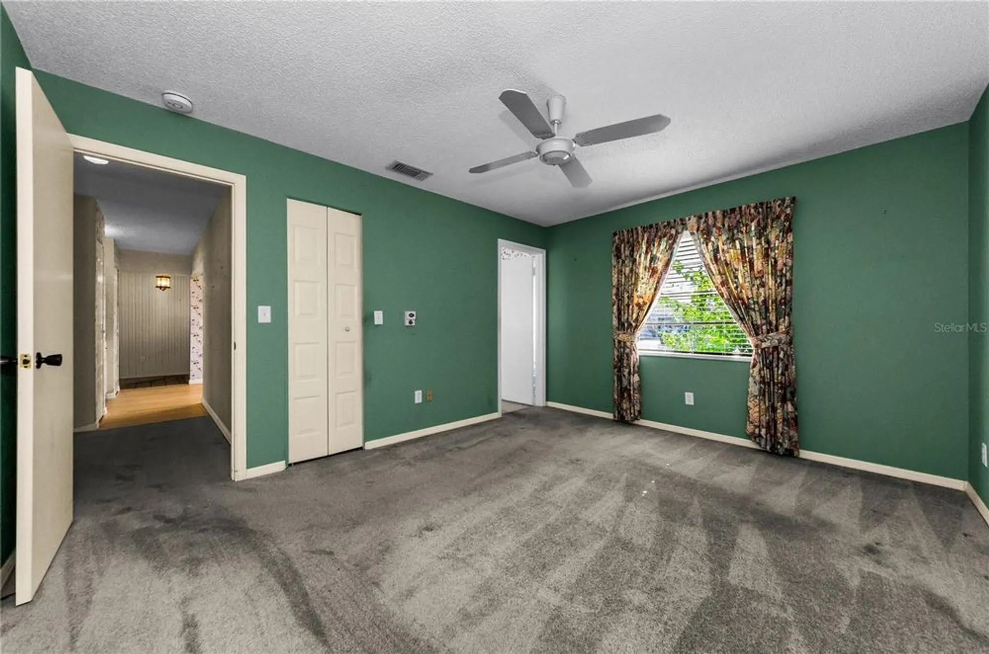 Property Slideshow image 16 of 65 | 675 fort duquesna dr, Sun City Center, FL, 33573