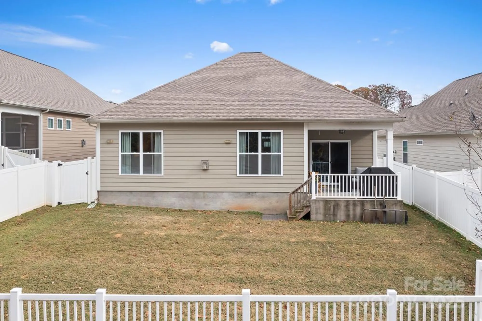 Property Slideshow image 22 of 31 | 3779 summer haven dr, Sherrills Ford, NC, 28673